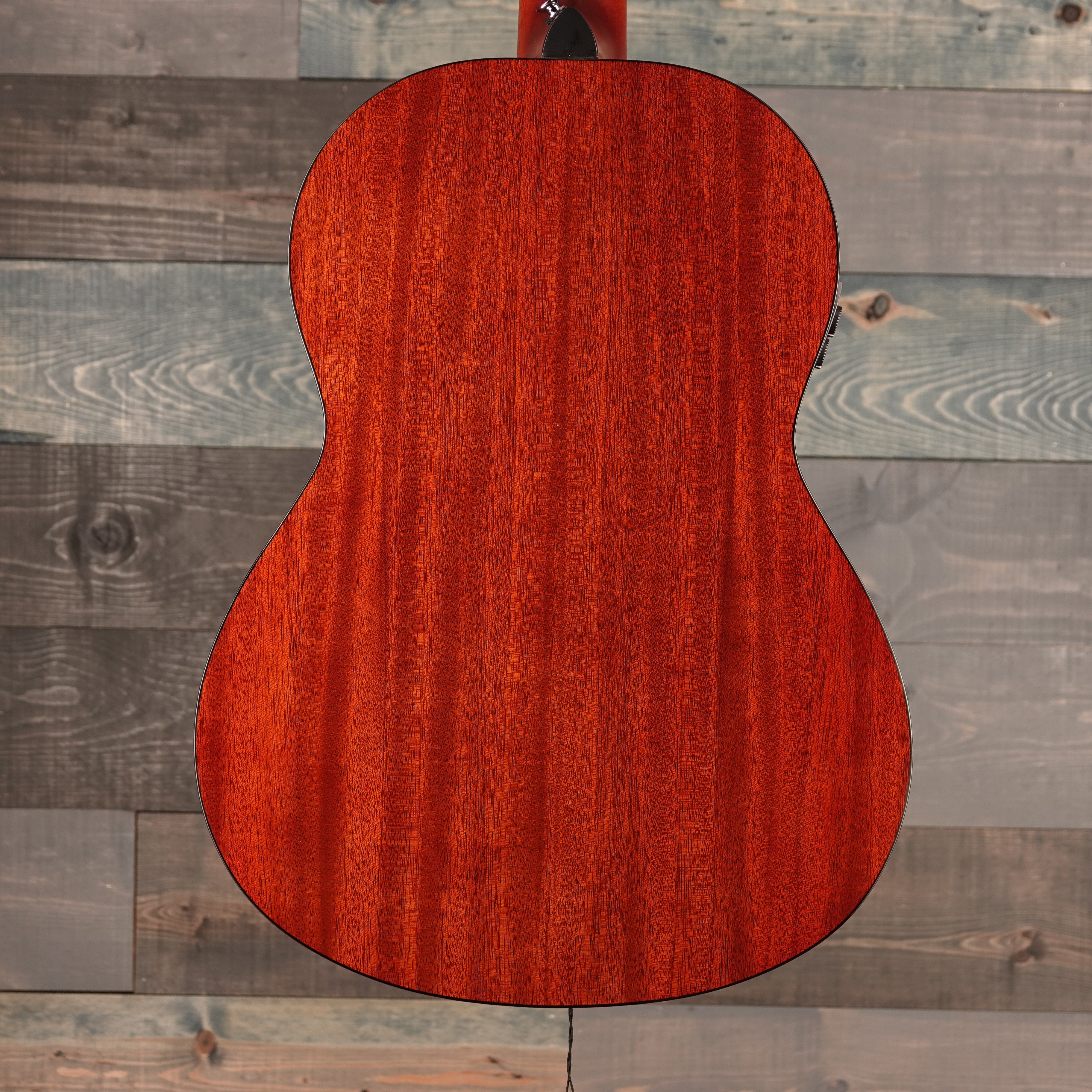 Yamaha CSF Vintage Natural TransAcoustic Parlor Guitar