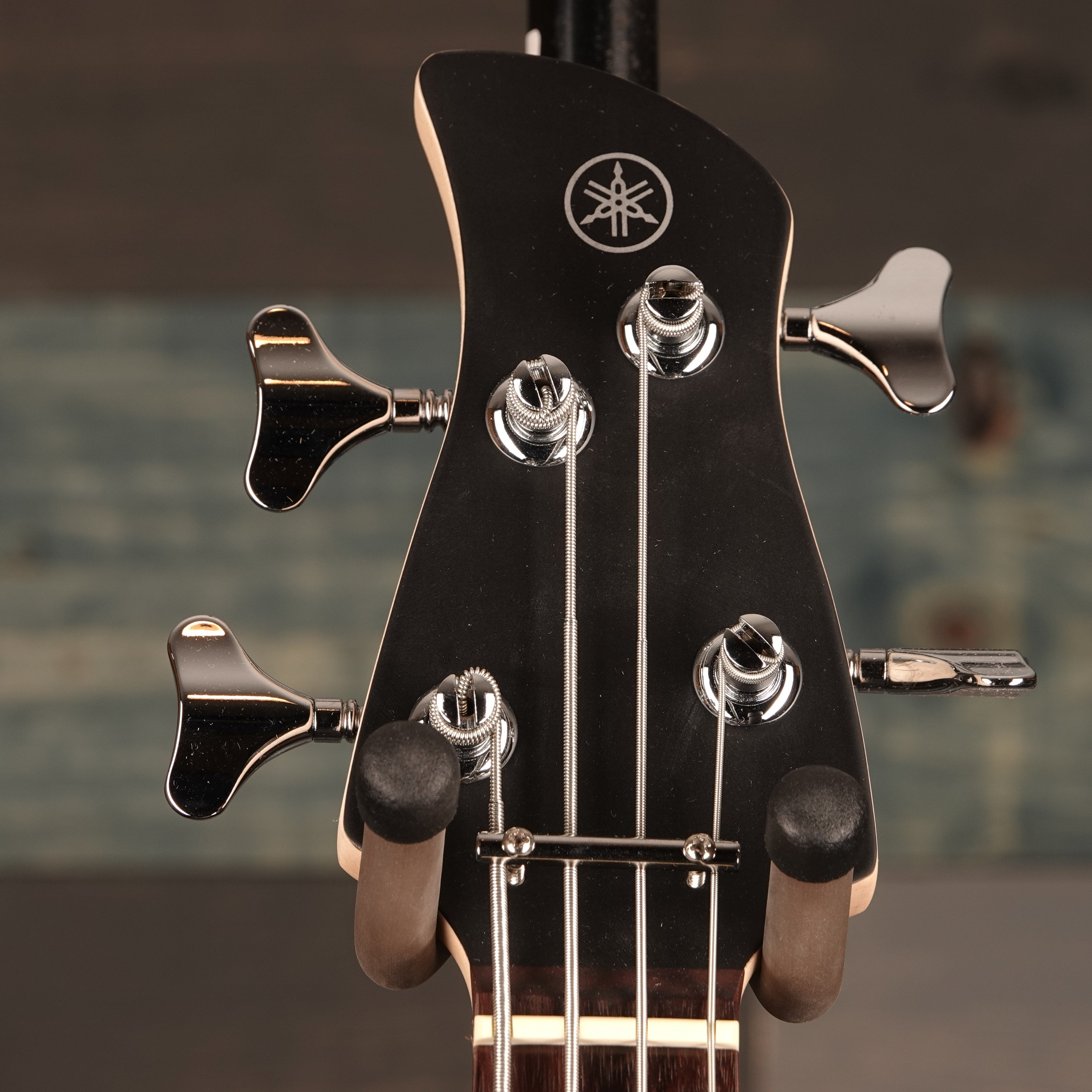 エレキベースYAMAHA TRBX174 OLD VIOLIN SUNBURST Yamaha TRBX174 Electric Bass Guitar, Vintage Sunburst