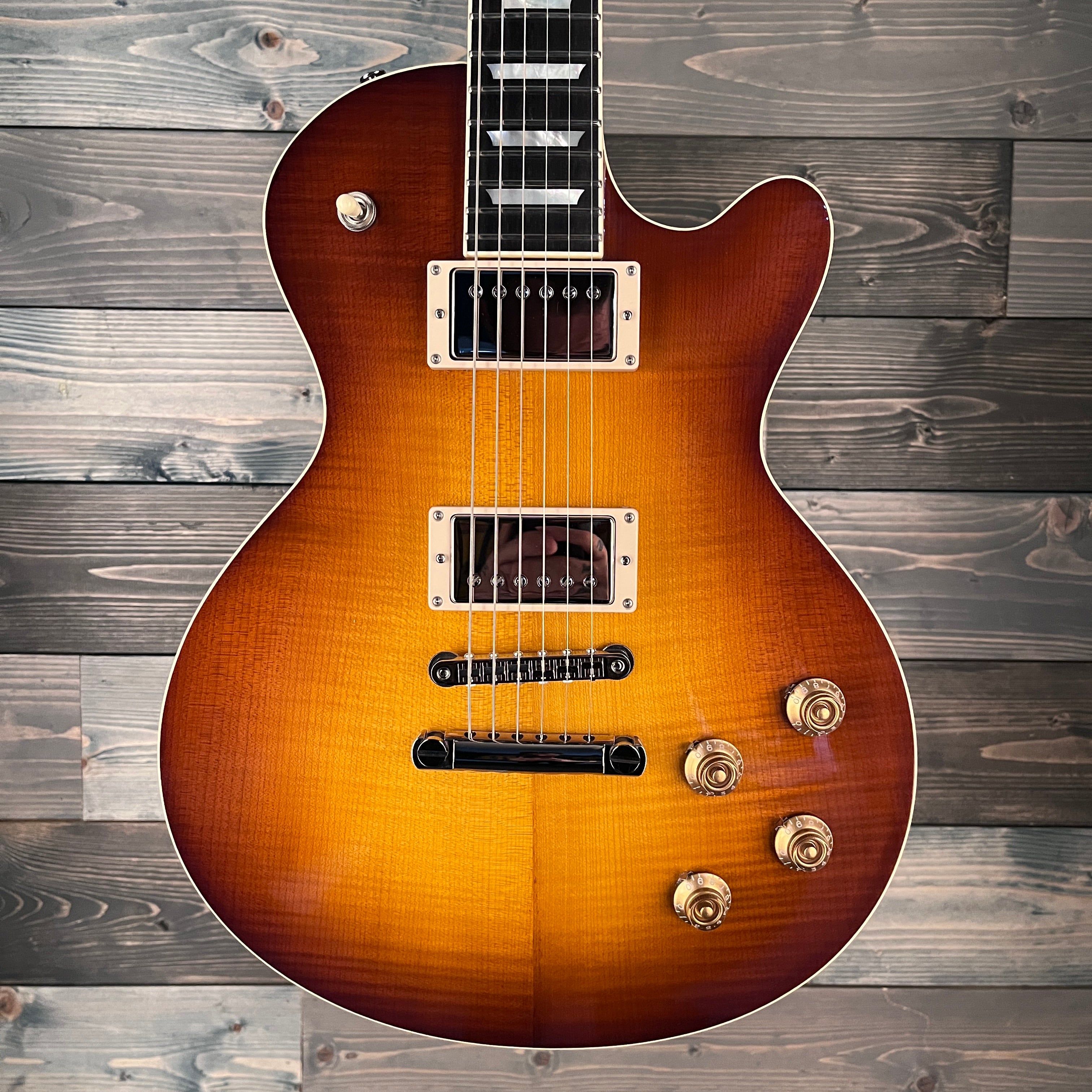 Eastman Guitars SB59-GB Lacquer Goldburst Solid Body Electric