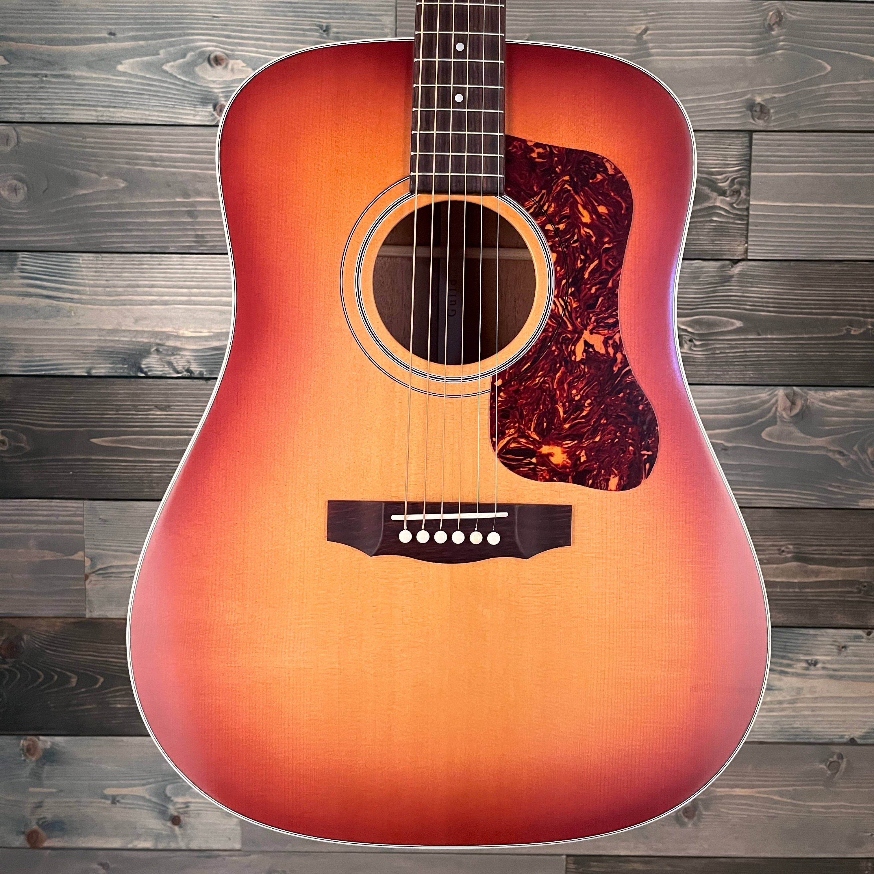 Guild D-40 Standard Acoustic - Pacific Sunset Burst