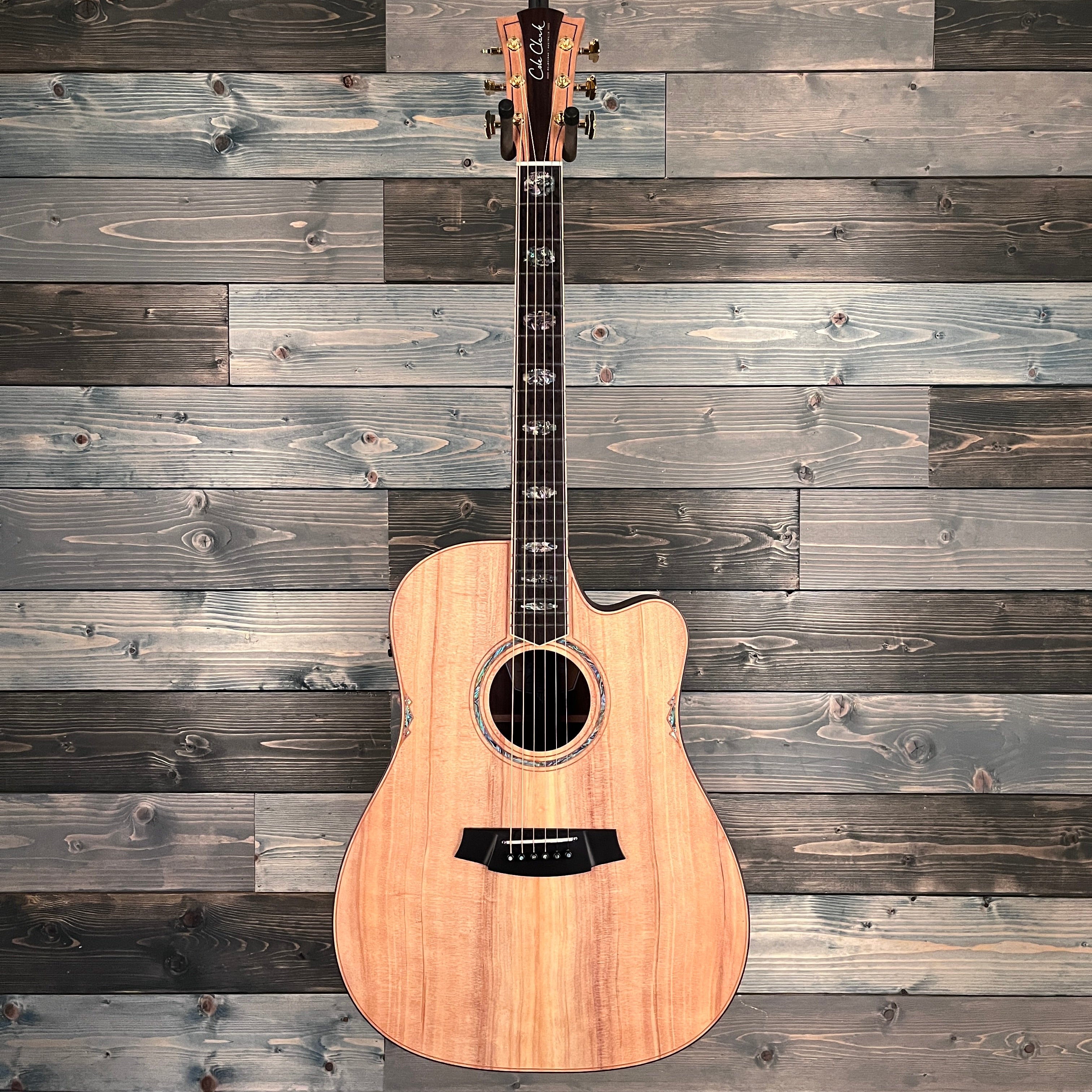 Cole Clark FL Series 3, Bunya Face, Rosewood Back/Sides, cutaway