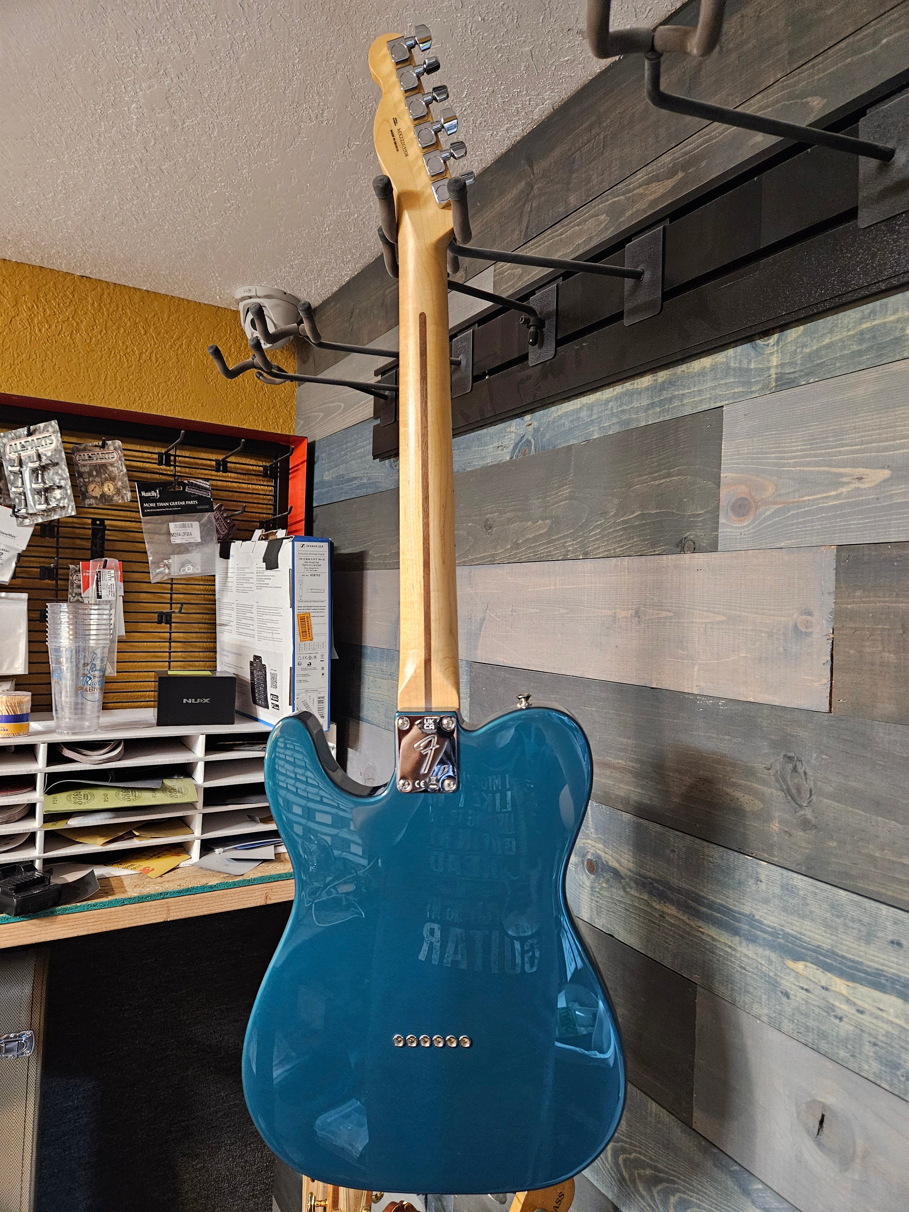 USED 2019 Limited Edition Player Telecaster®, Maple Fingerboard, Ocean Turquoise