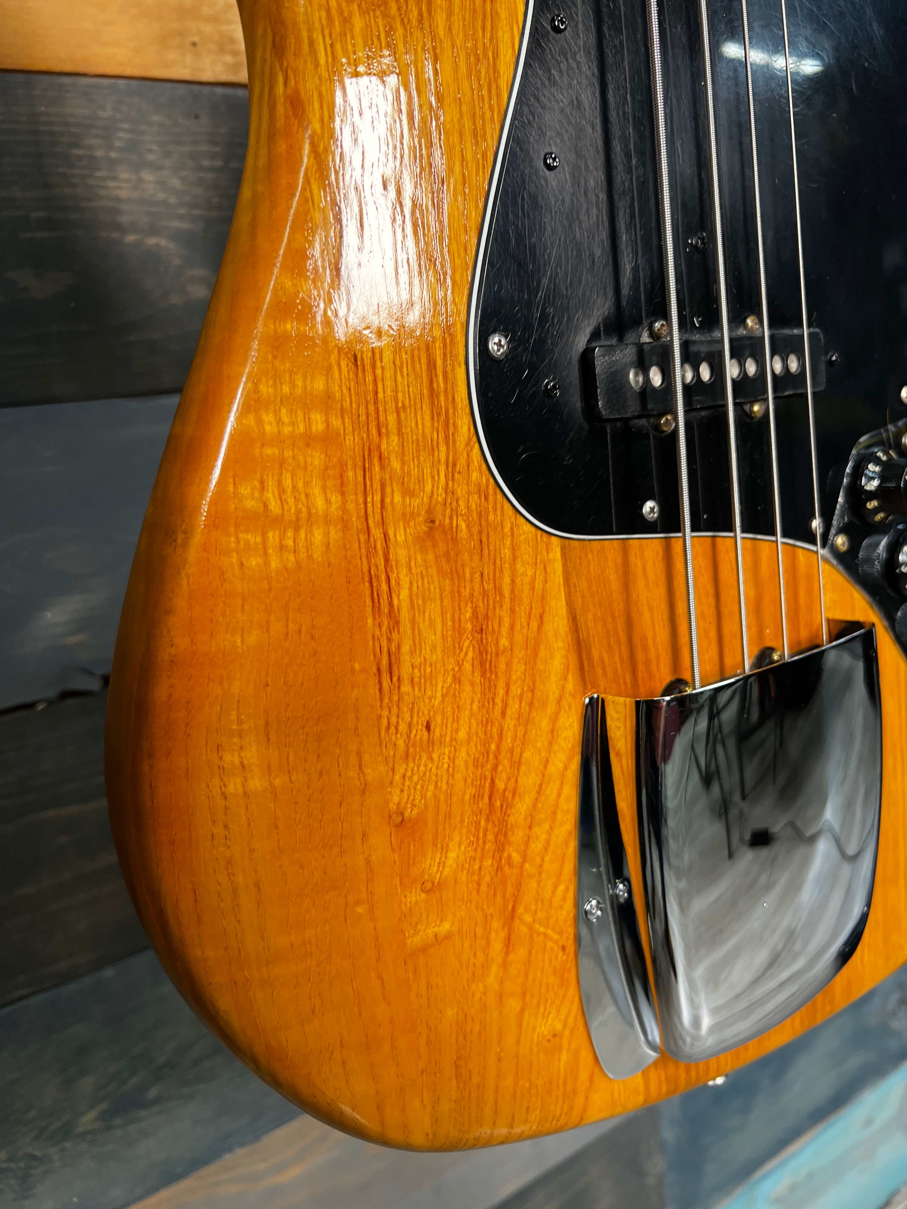 USED 1978 Fender Jazz Bass - Natural
