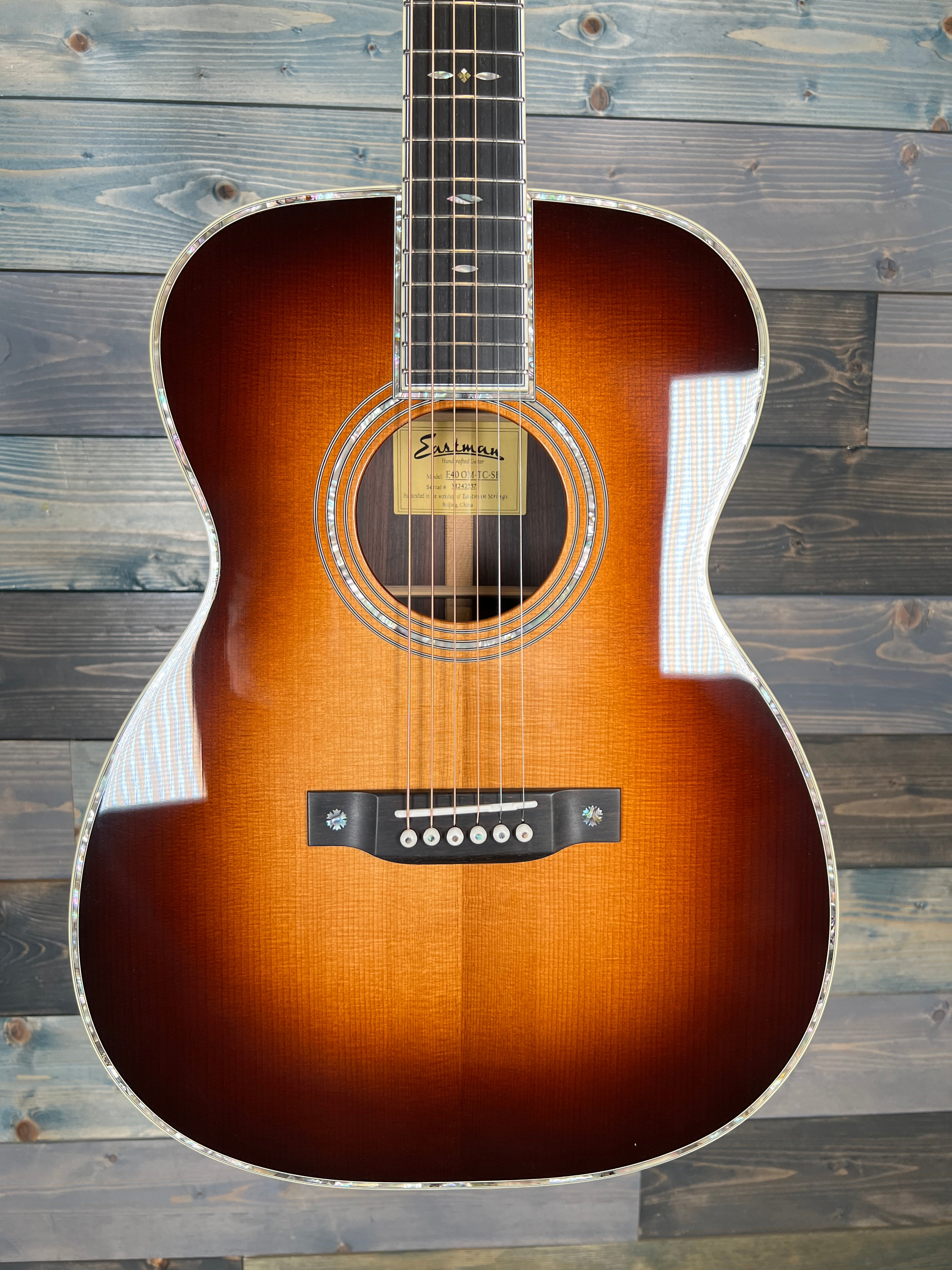 Eastman Guitars E40OM-SB Sunburst Solid Rosewood Acoustic Guitar