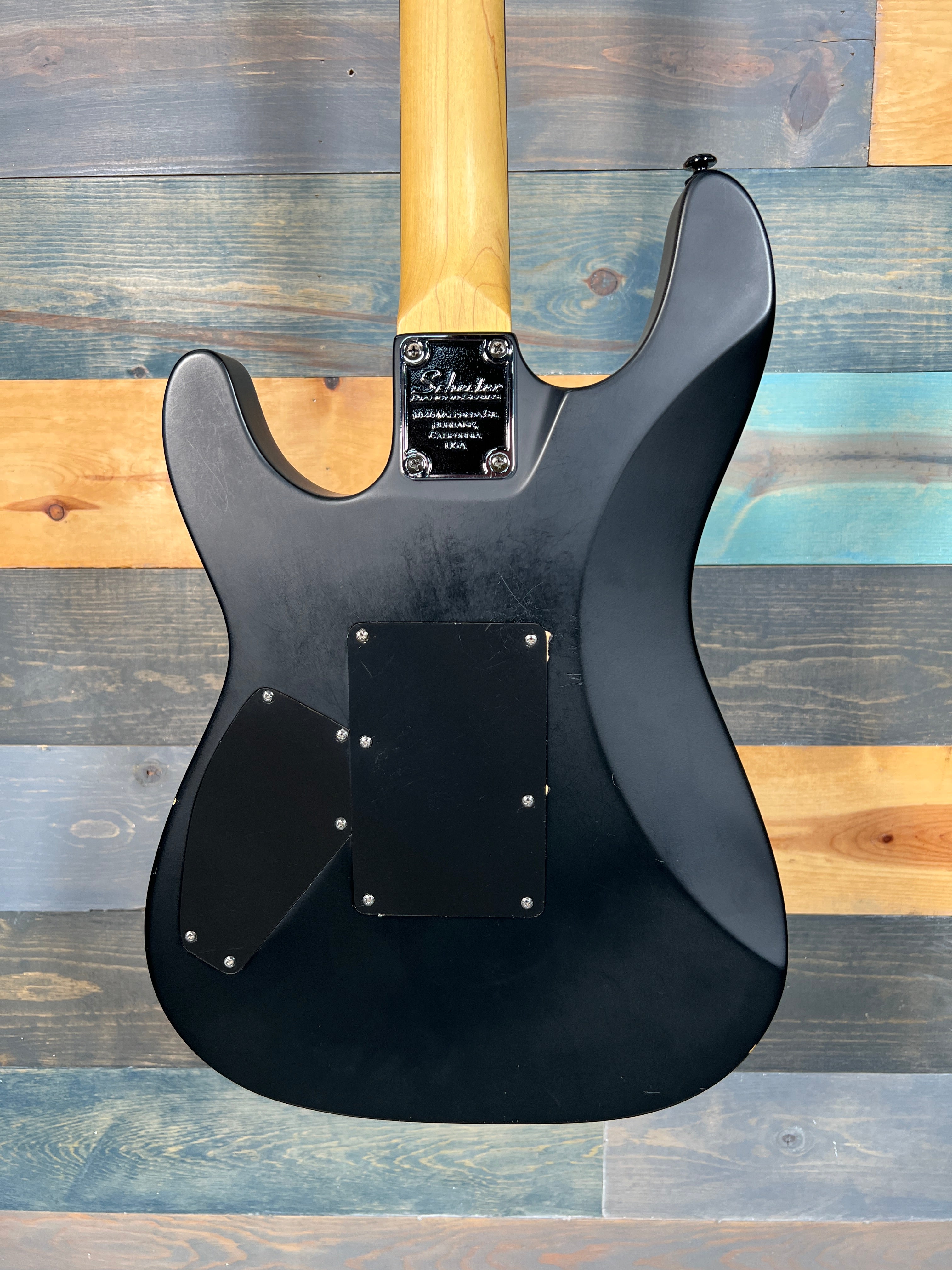 USED Schecter Damien FR - Satin Black