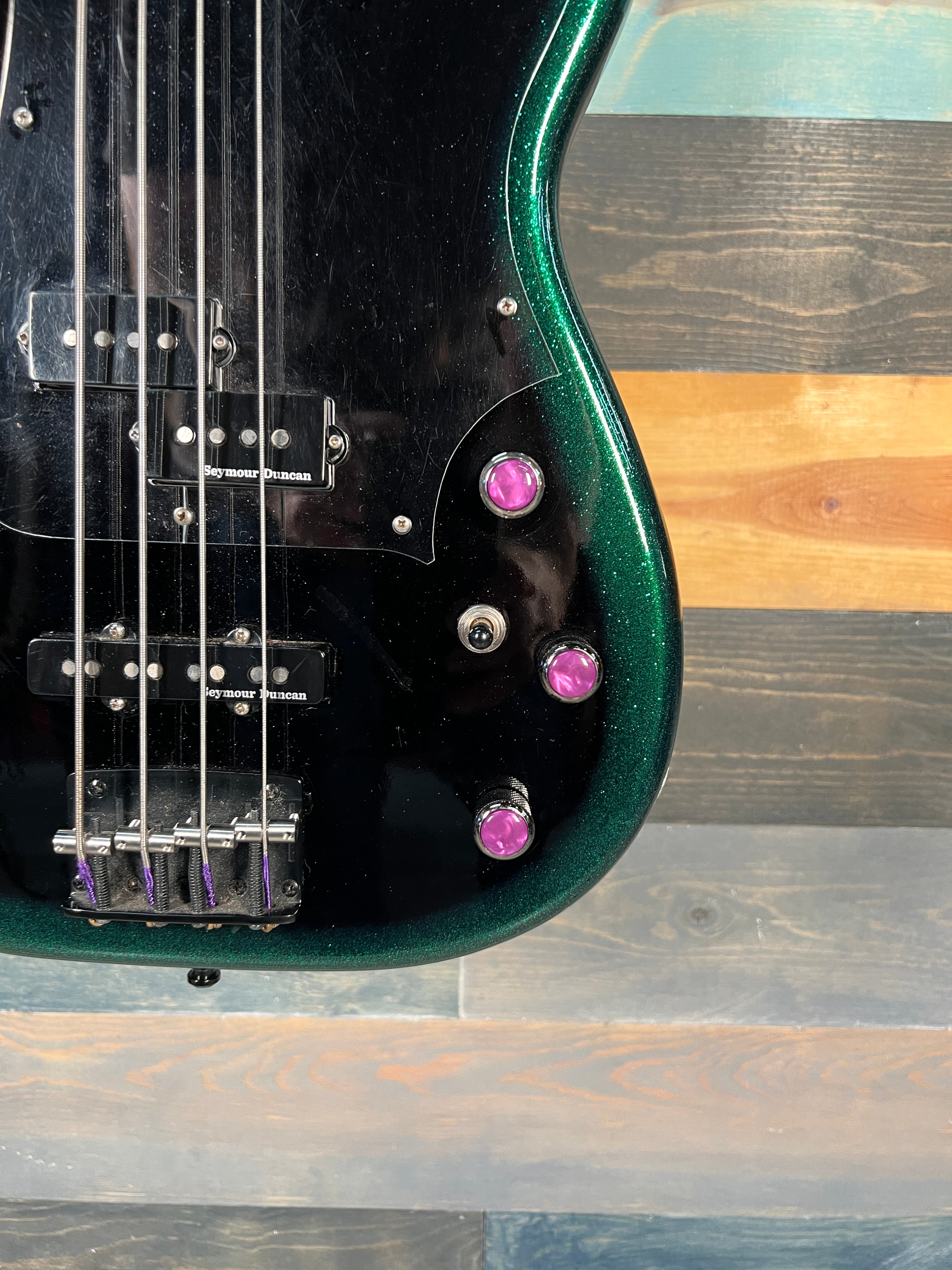 USED Fender Jazz Bass Special - CUSTOM COLOR