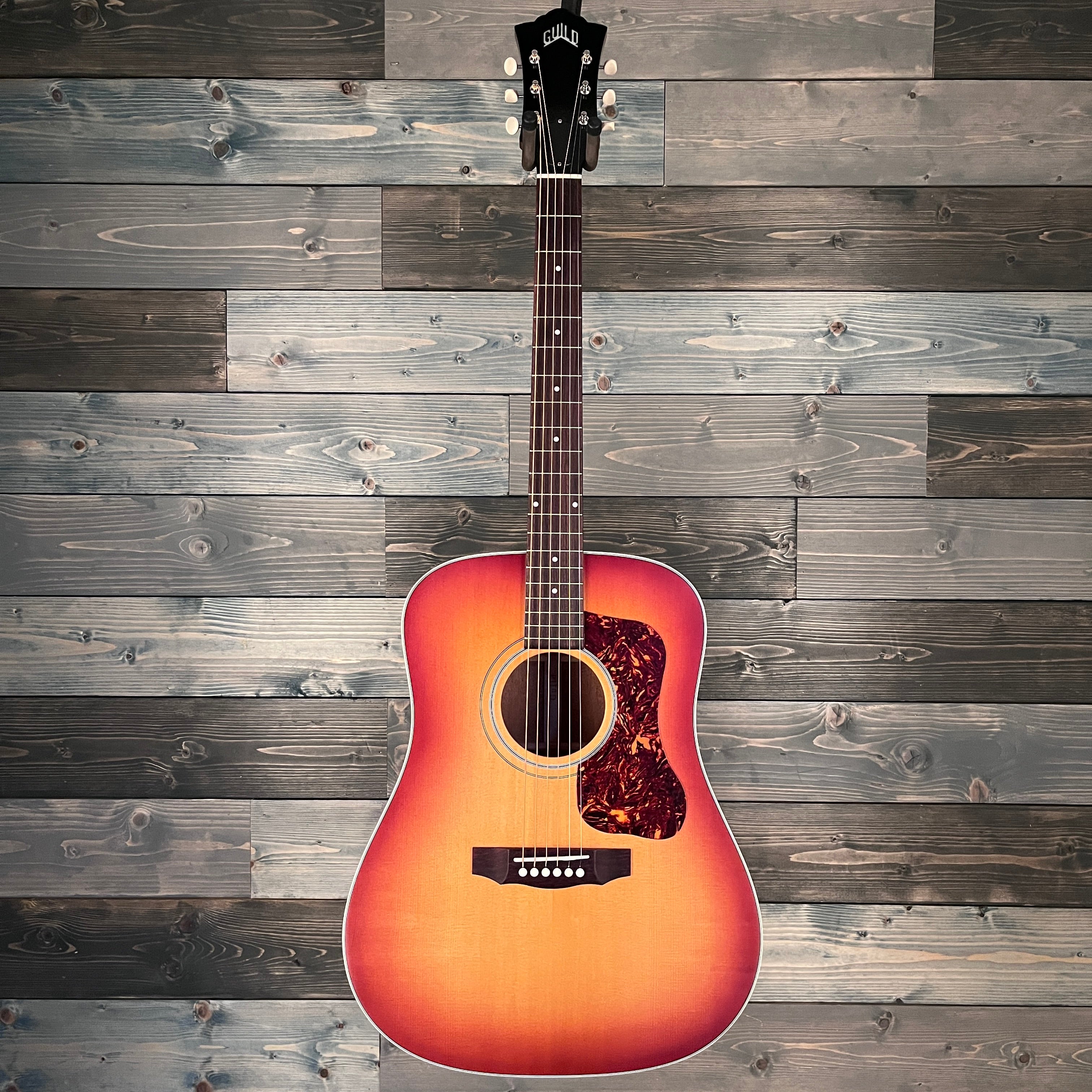 Guild D-40 Standard Acoustic - Pacific Sunset Burst