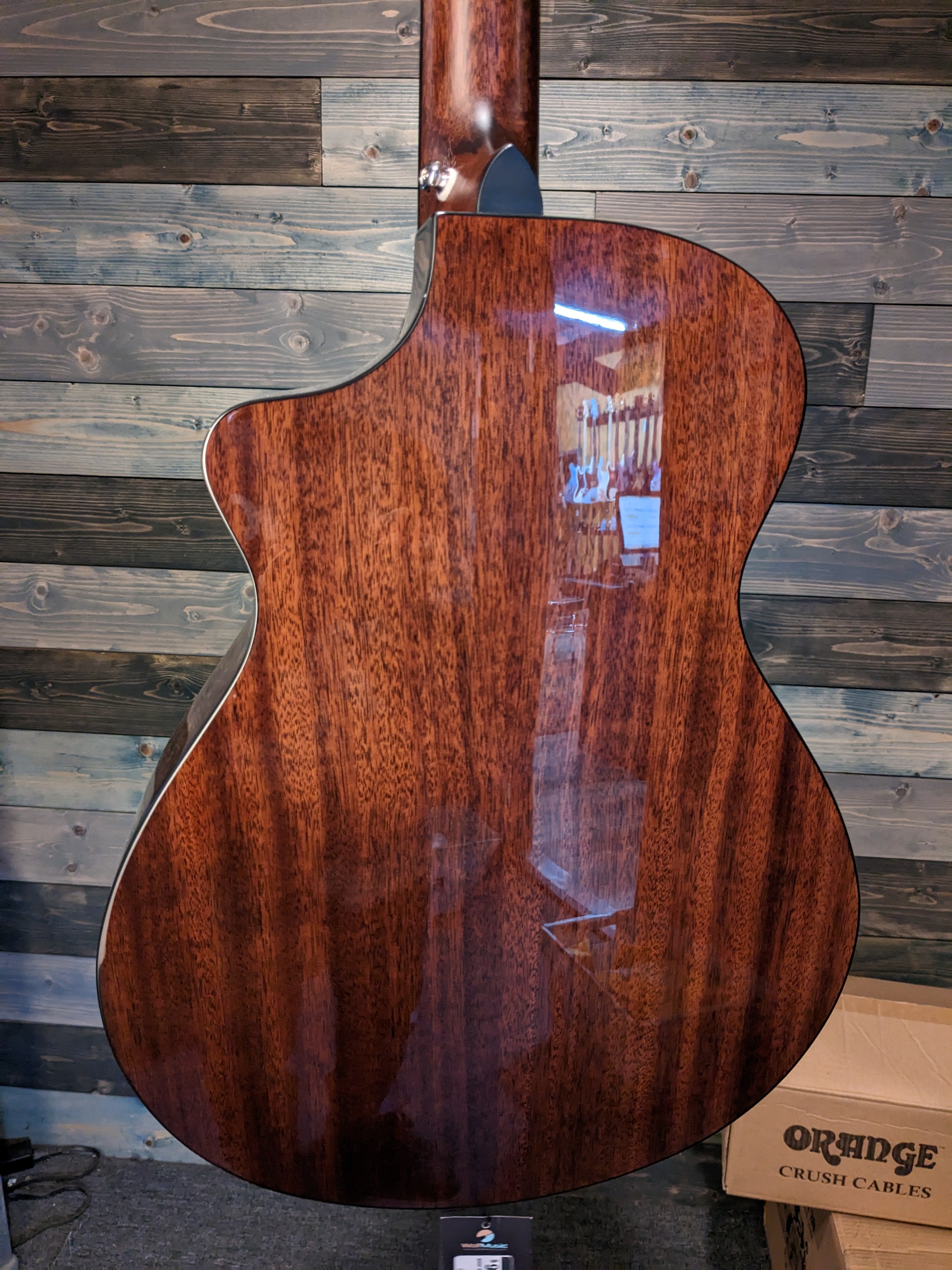 BSTOCK Breedlove Wildwood Pro Companion Suede CE African Mahogany-African Mahogany