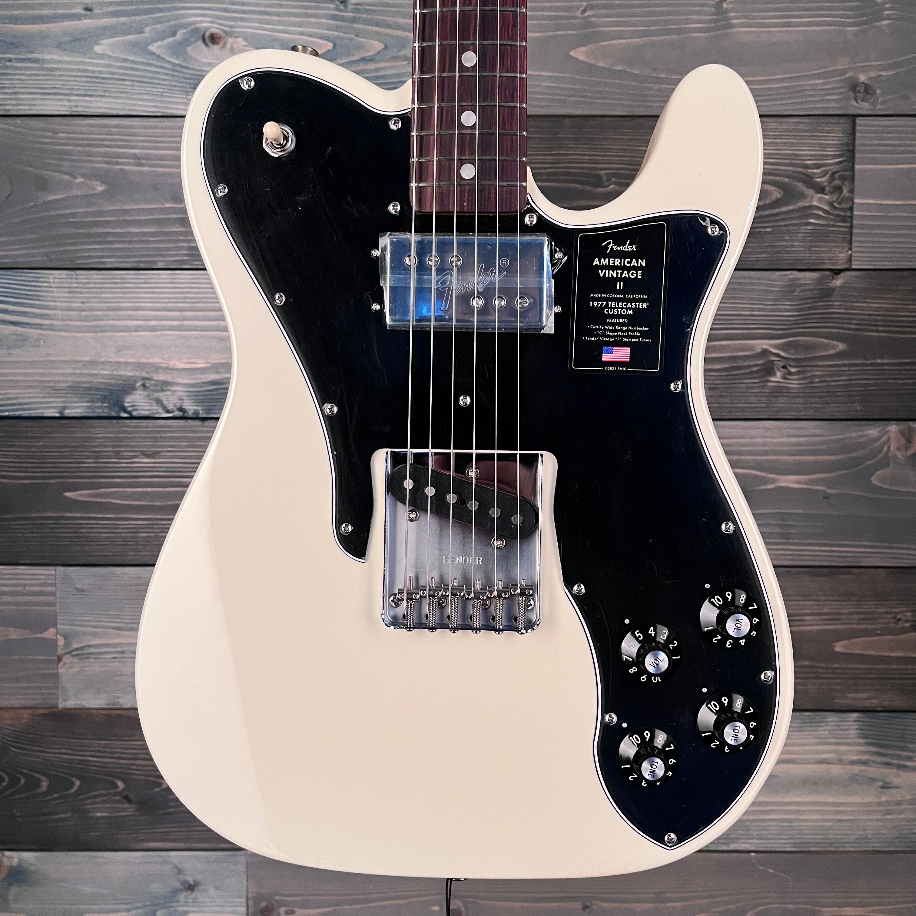 Fender  American Vintage II 1977 Telecaster Custom, Olympic White