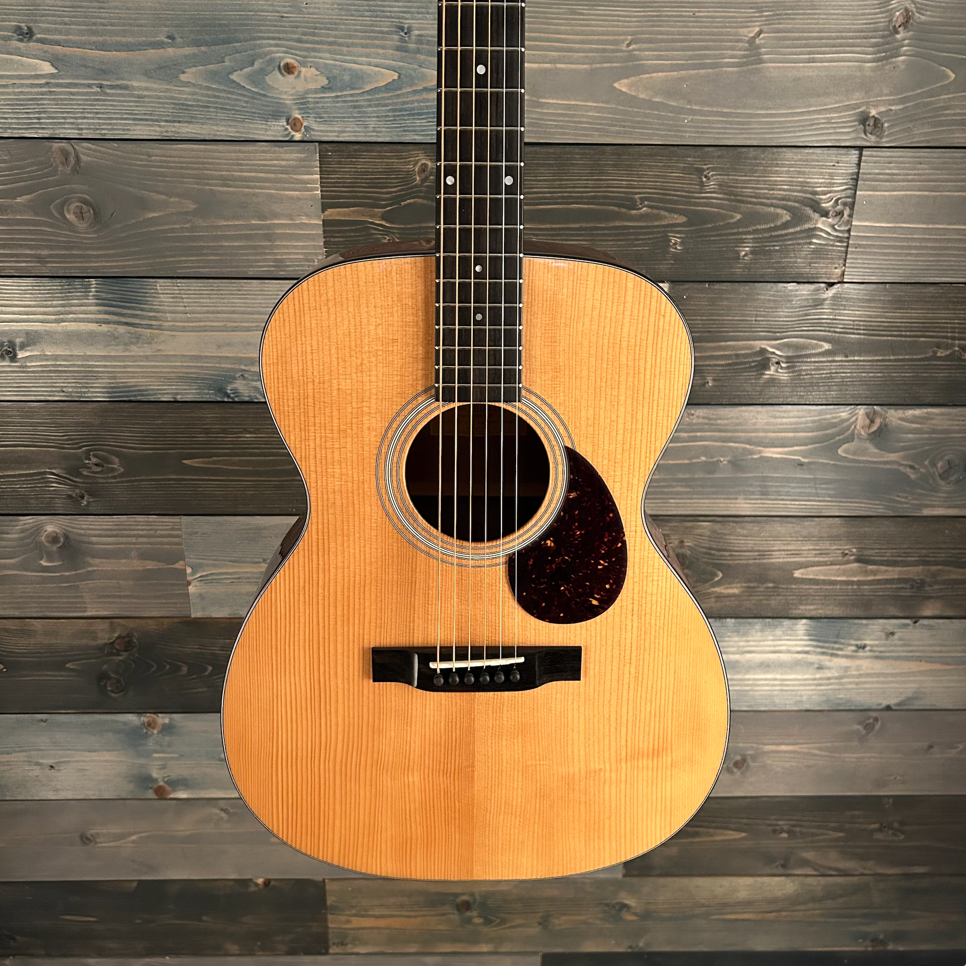 Eastman Guitars E10OM-TC Thermocured Orchestra Model Acoustic