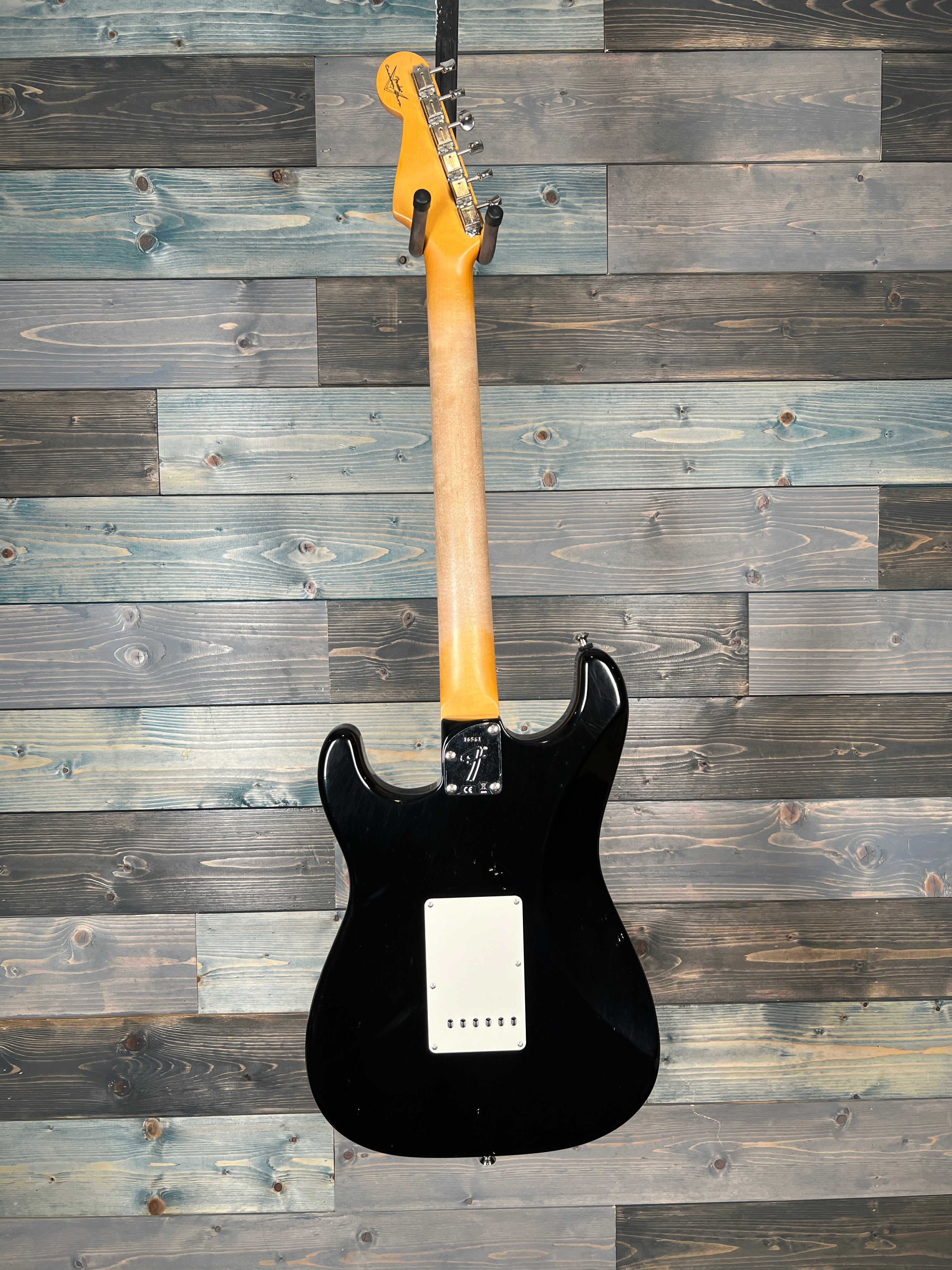 Fender Custom Shop Postmodern Strat Journeyman Relic - Aged Black