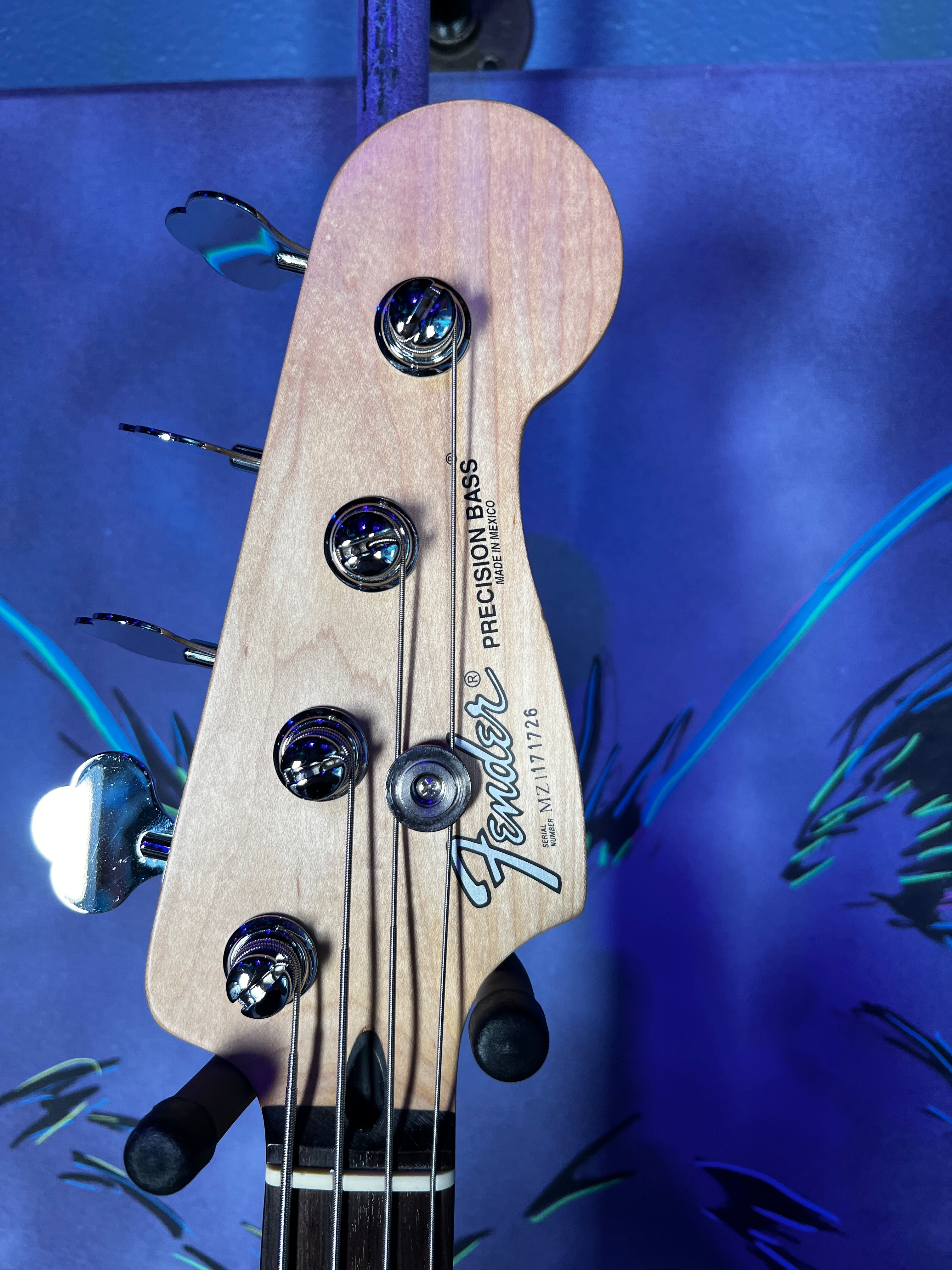 USED 2001 Fender Mark Hoppus Signature Jazz Bass - Daphne Blue