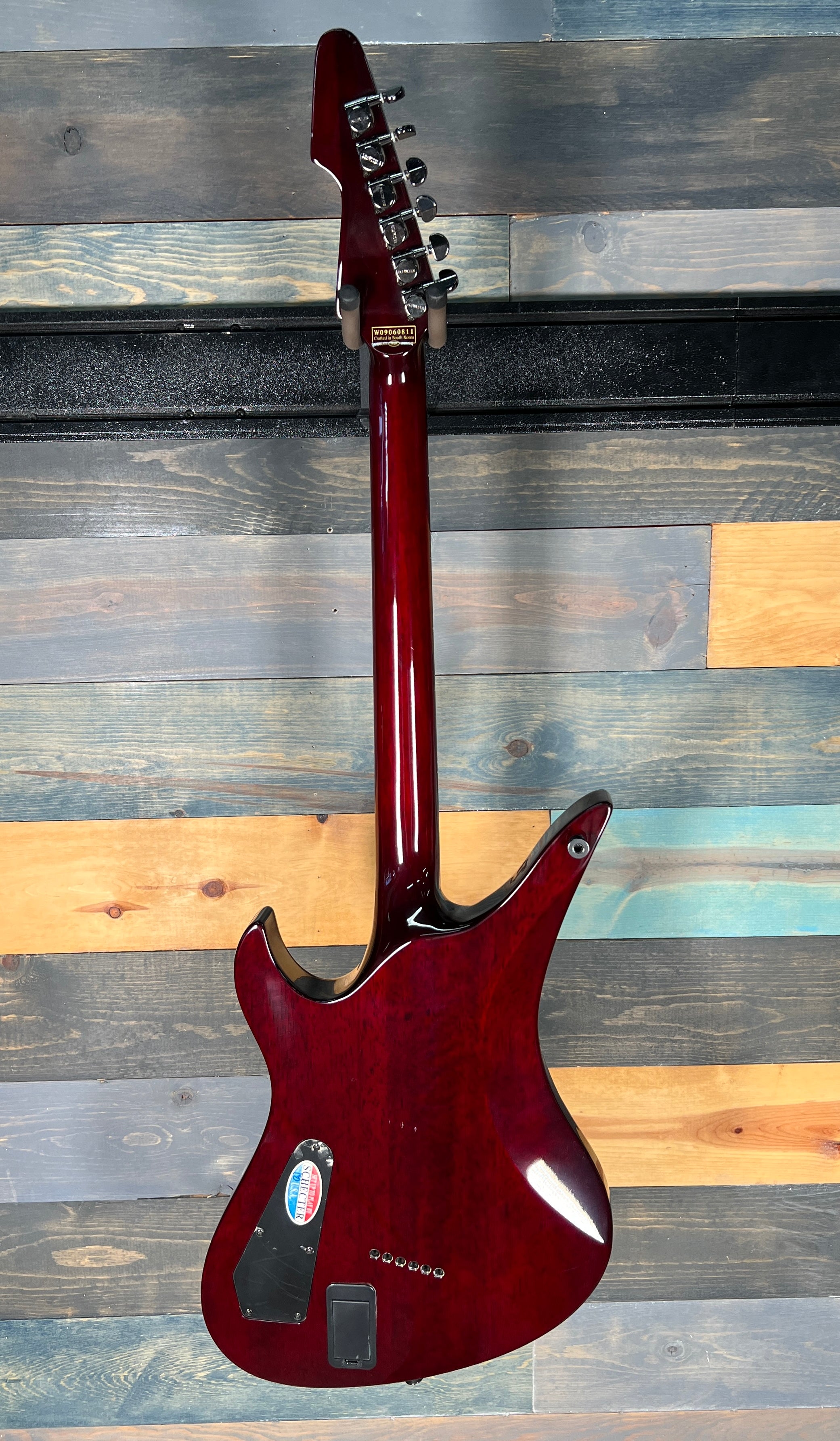 USED Schecter Hellraiser Avenger - Black Cherry