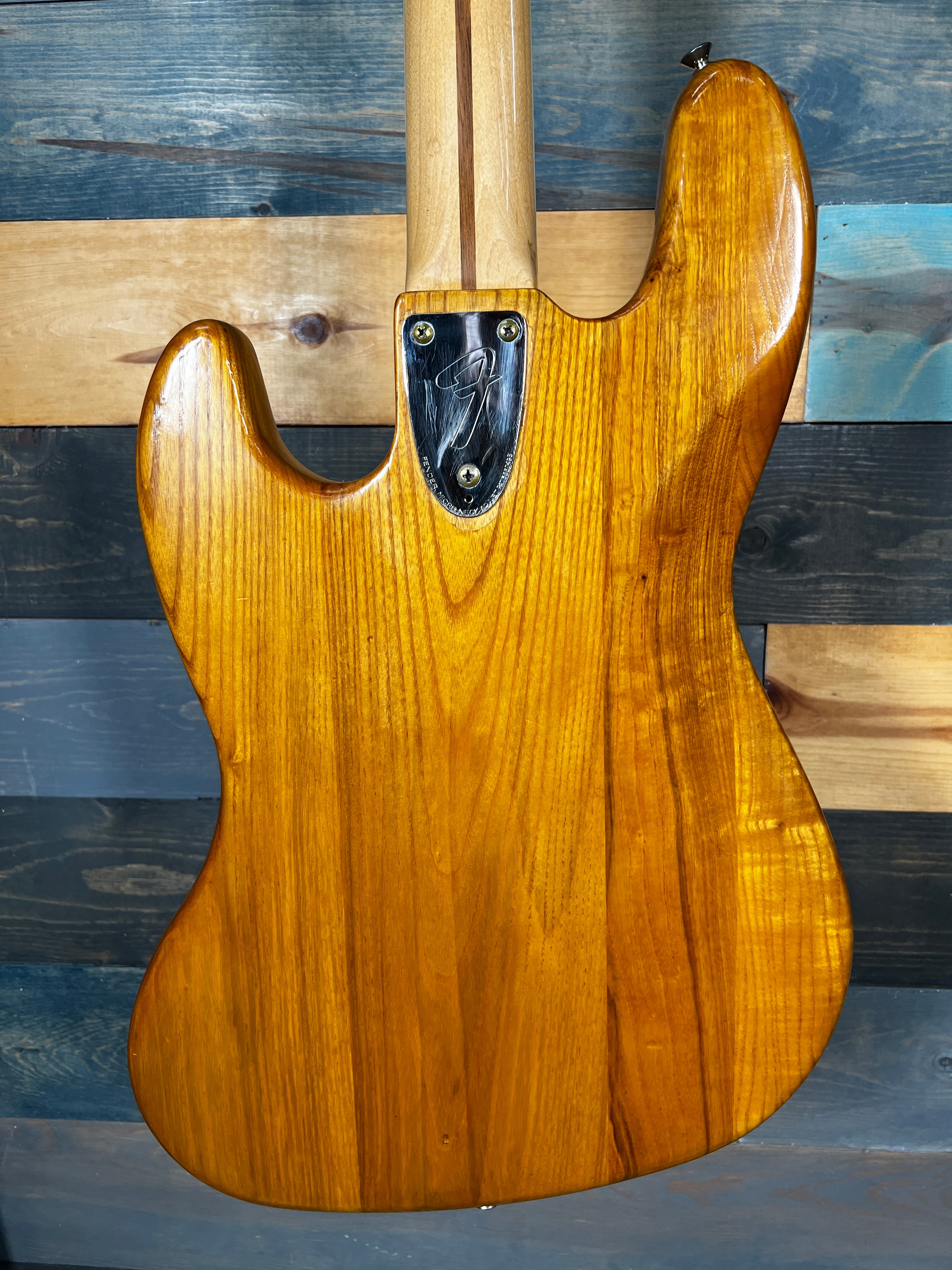 USED 1978 Fender Jazz Bass - Natural