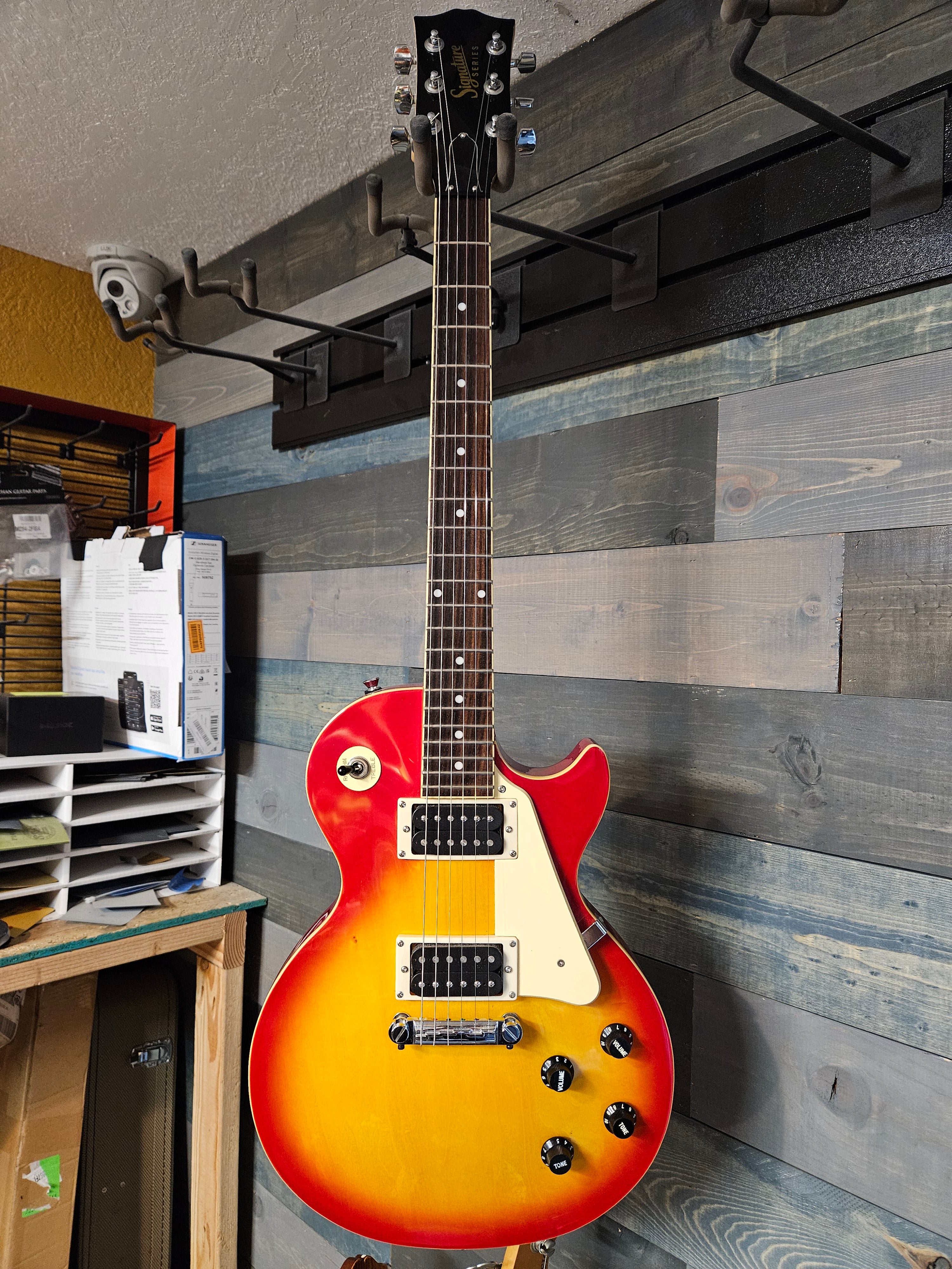 USED Gibson Baldwin Signature Series Les Paul Guitar - Cherry Burst