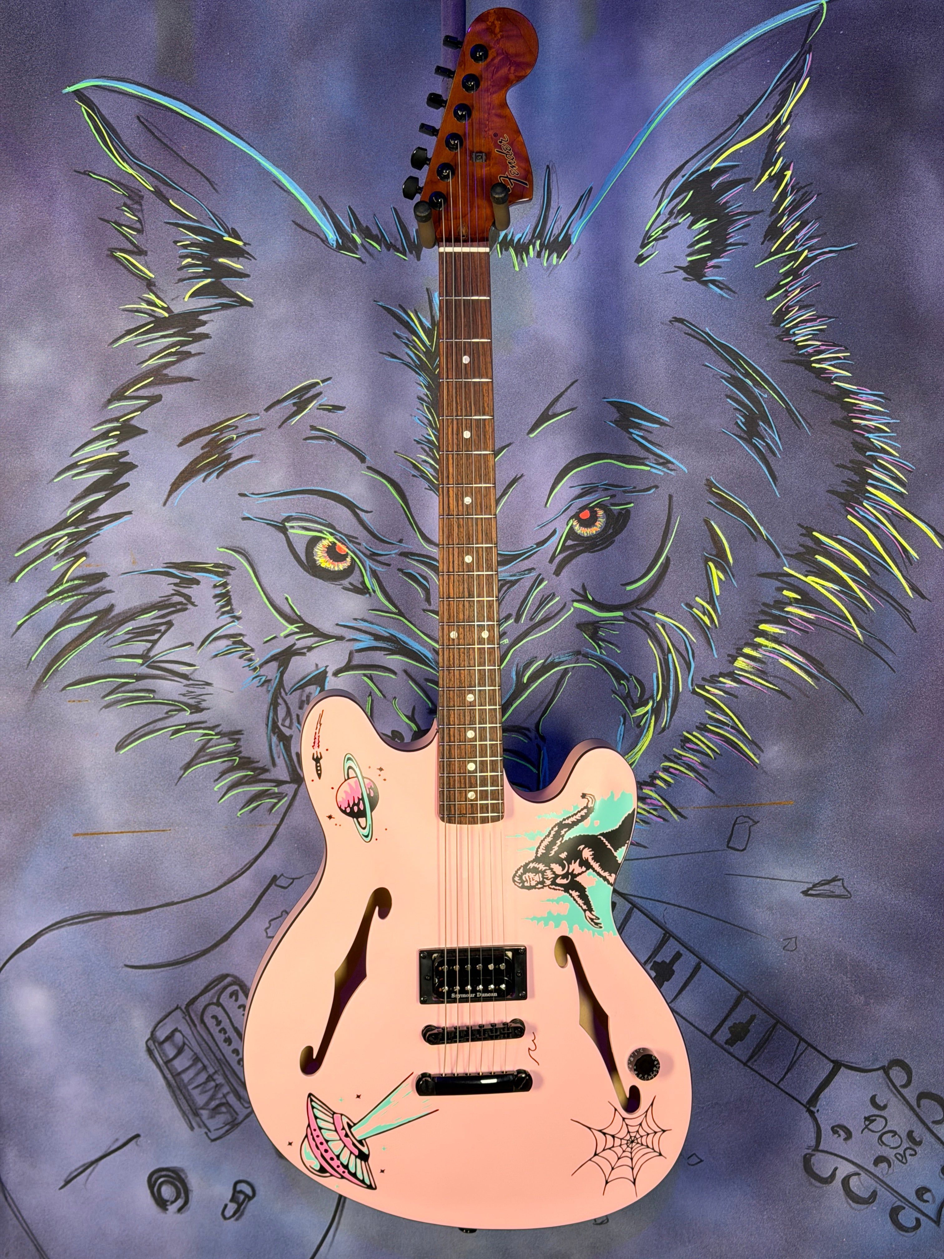USED Tom Delonge Starcaster in Satin Shell Pink