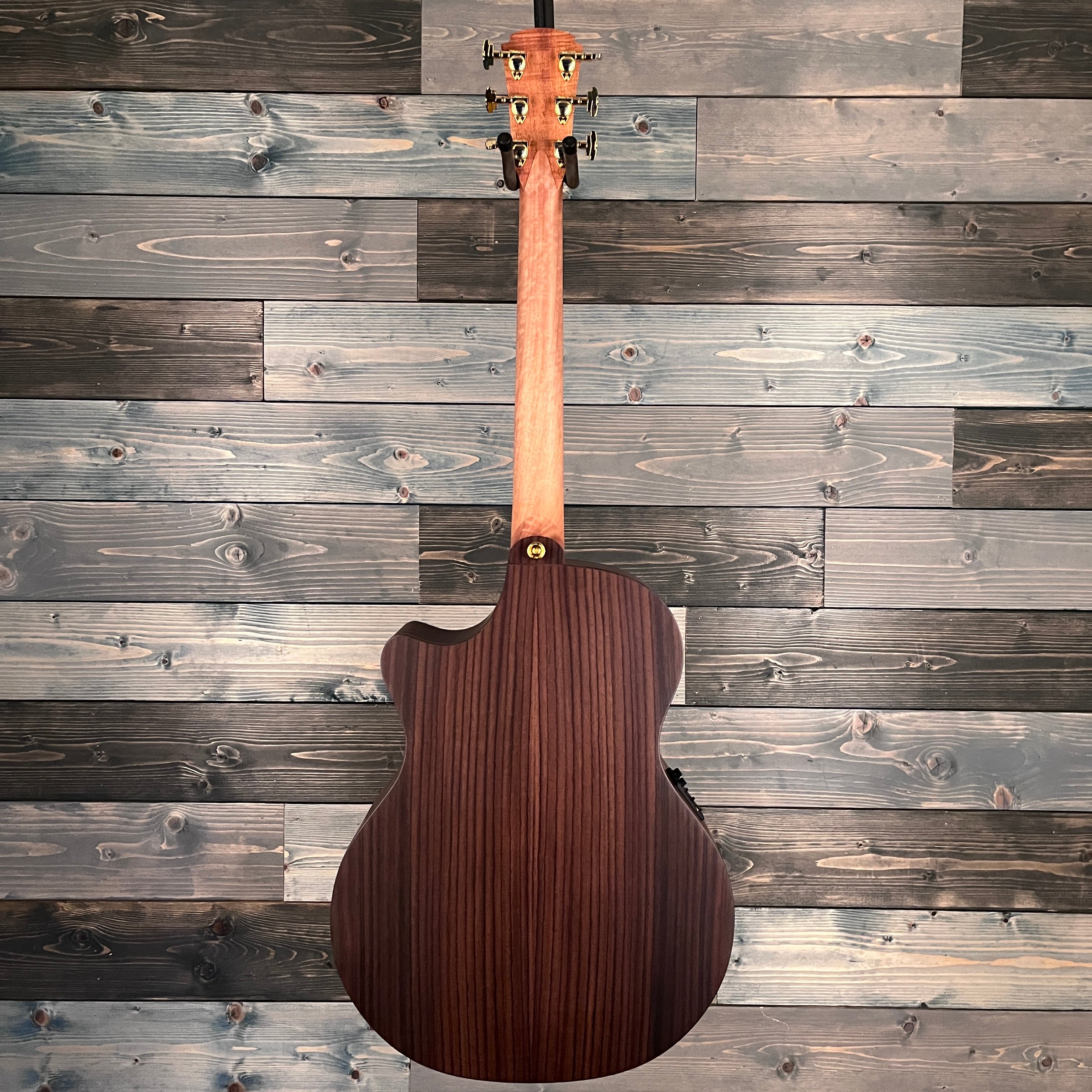 Cole Clark AN Series 3 Acoustic - Redwood Face, Rosewood Back/Sides