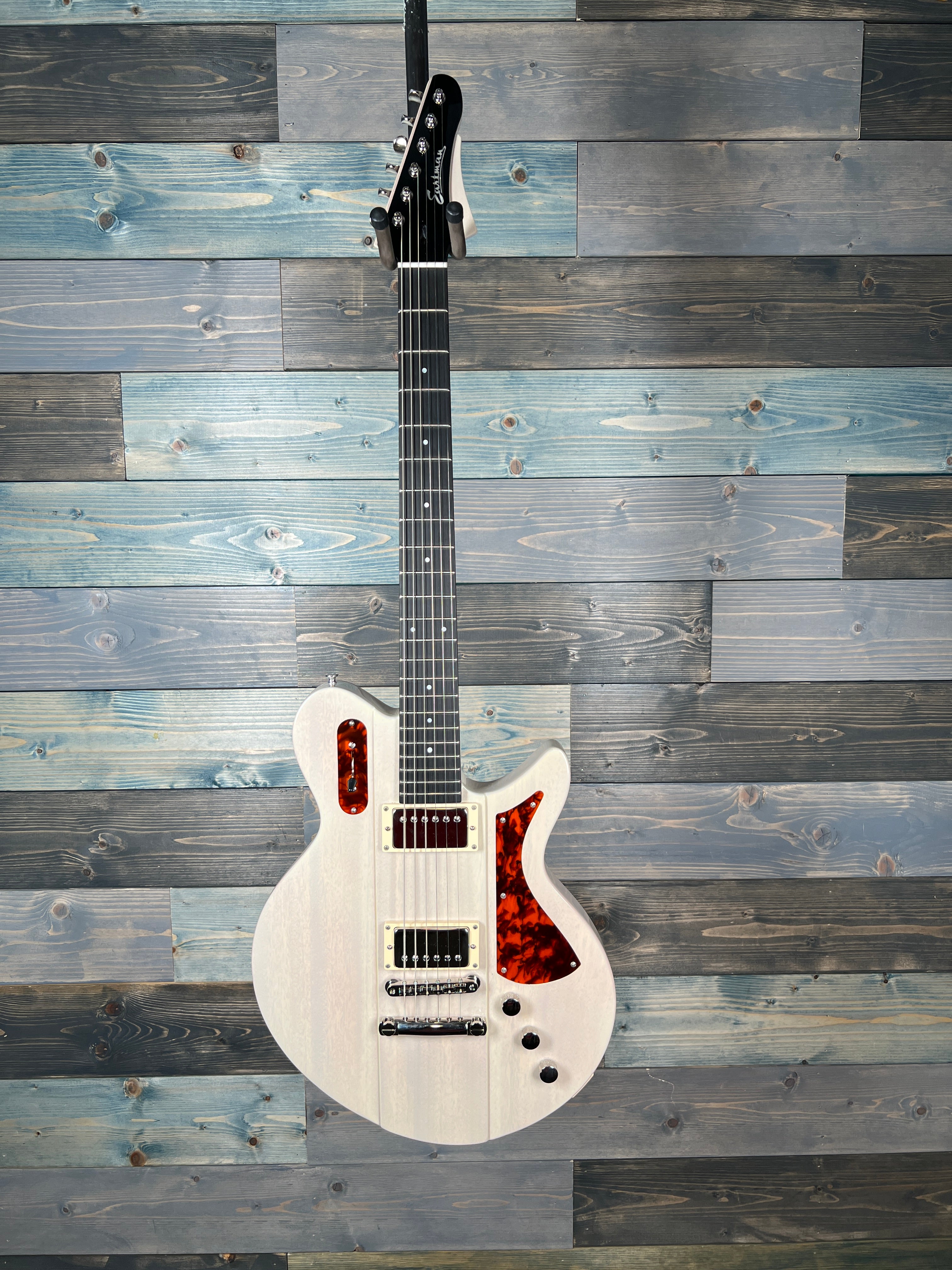 Eastman Juliet Electric Guitar - Pomona Blonde