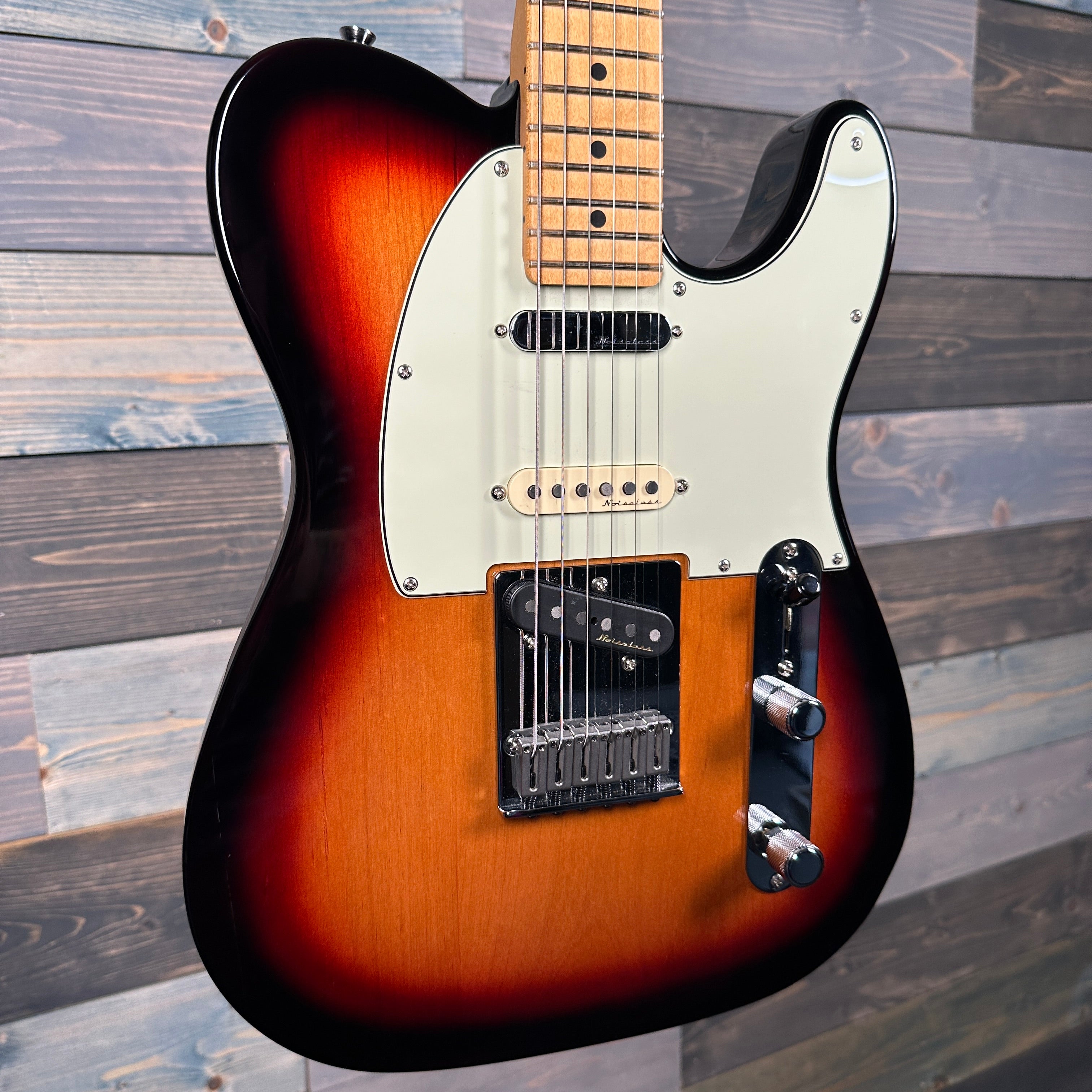 USED Fender Player Plus Nashville Tele Maple Fingerboard Sunburst