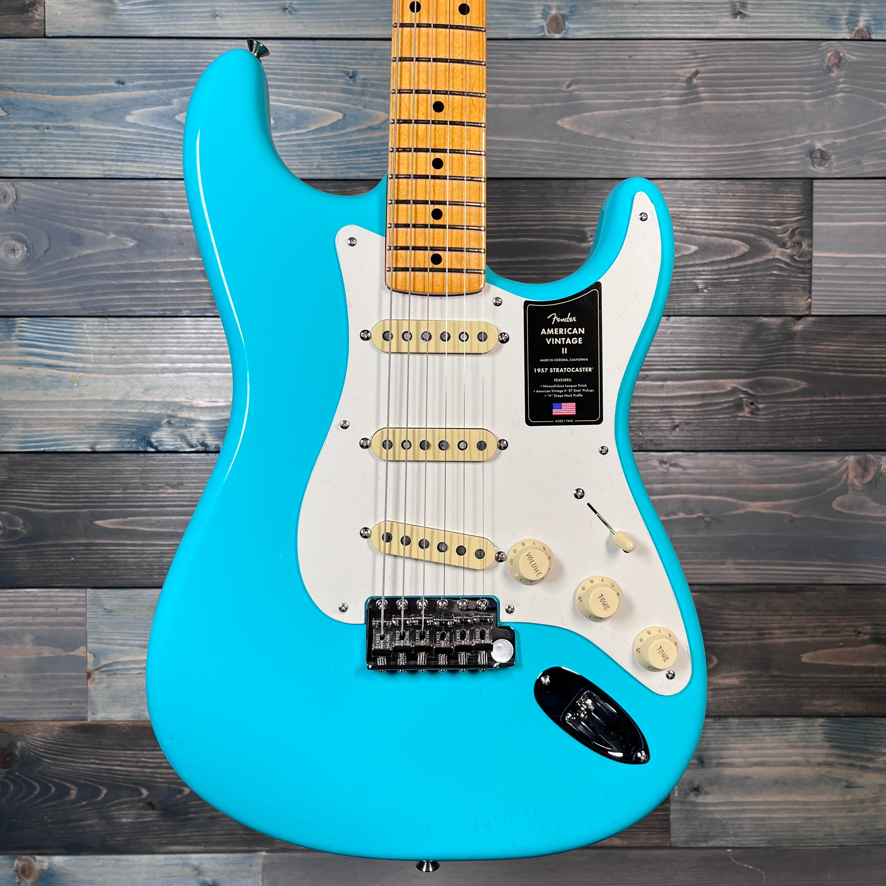 Fender American Vintage II 1957 Stratocaster, Sea Foam Green