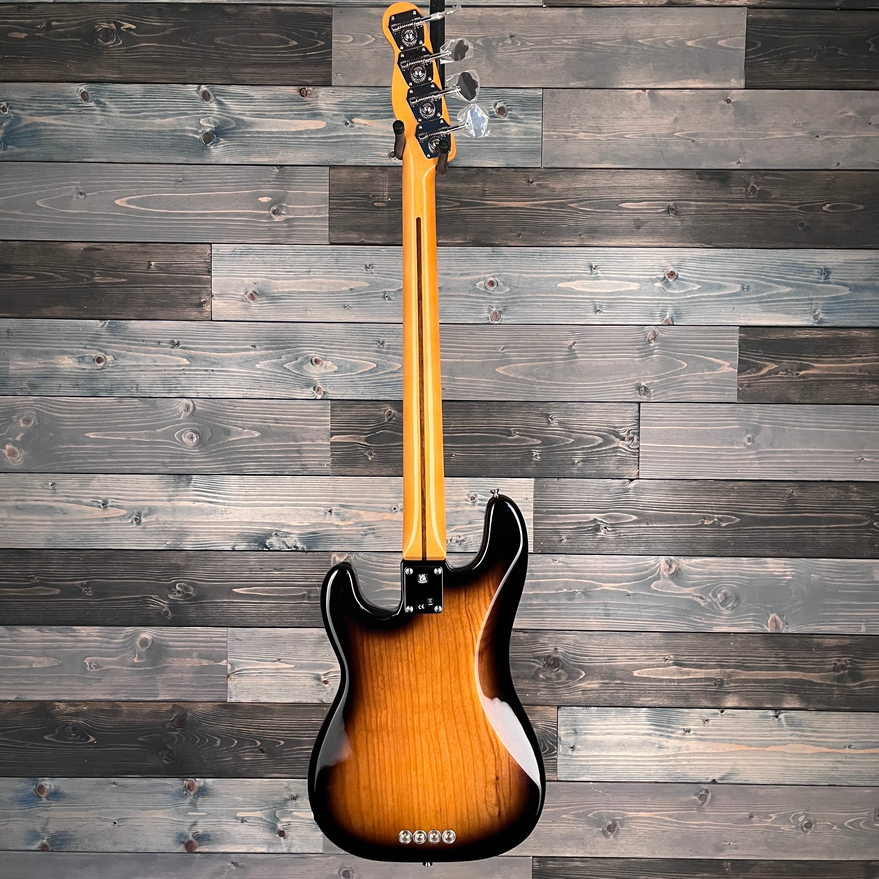 Fender American Vintage II 1954 Precision Bass, 2-Color Sunburst