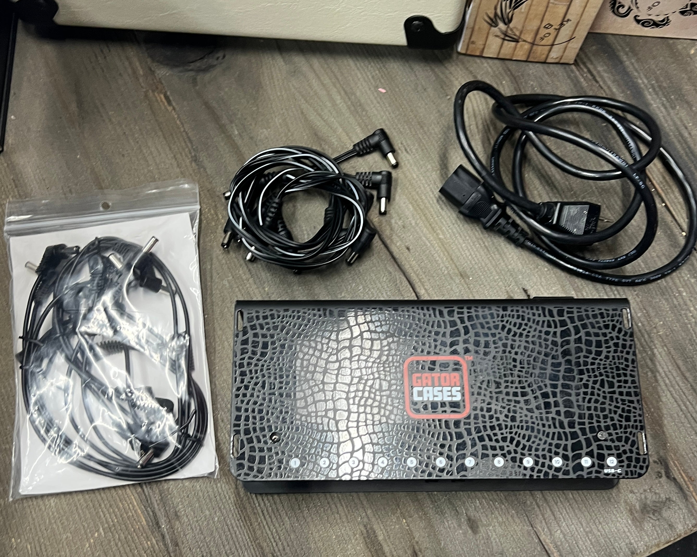 USED Gator GTR-PWR-12 Power Supply