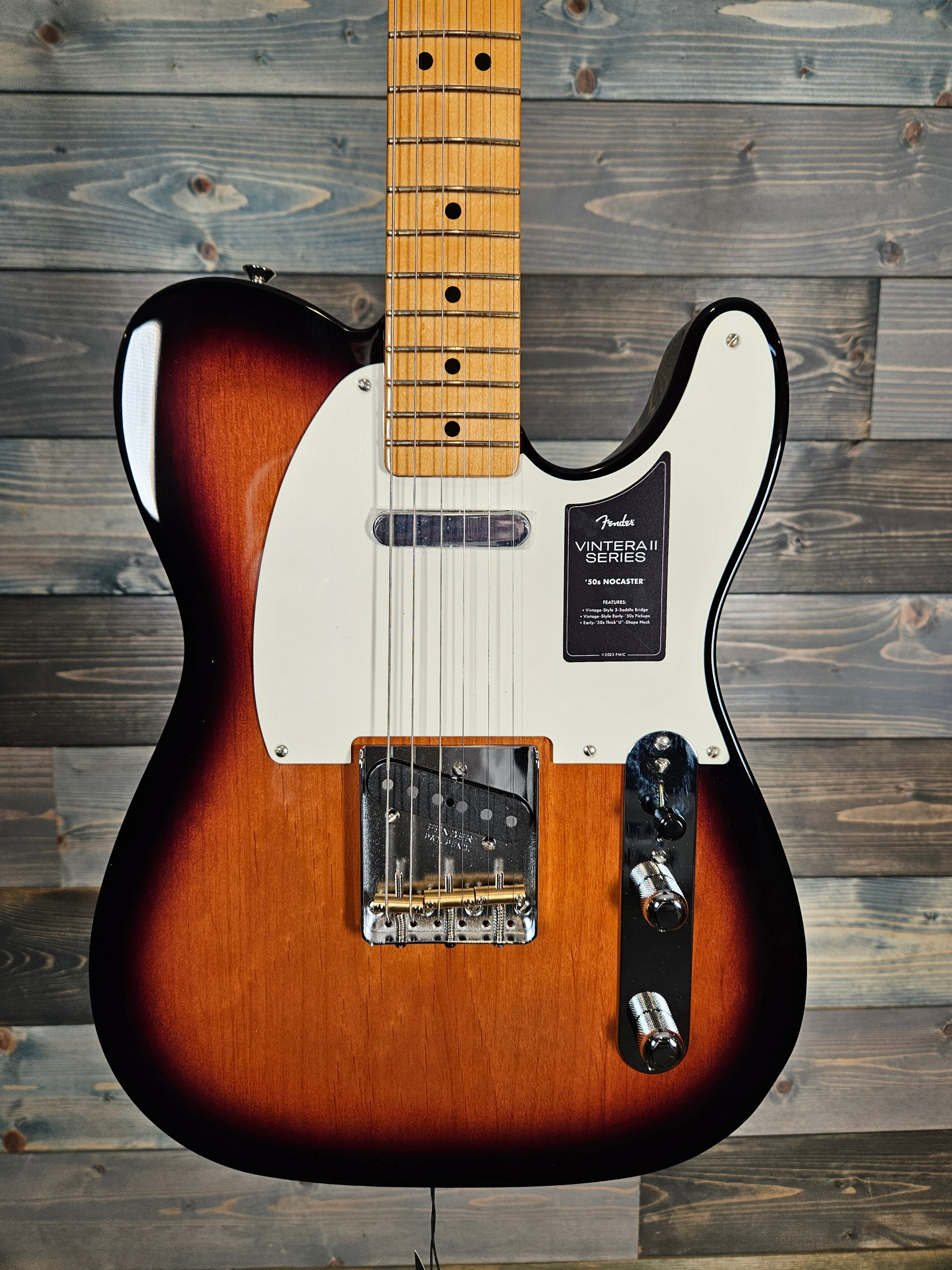 B-Stock Fender Vintera II '50s Nocaster, Maple Fingerboard, 2-Color Sunburst