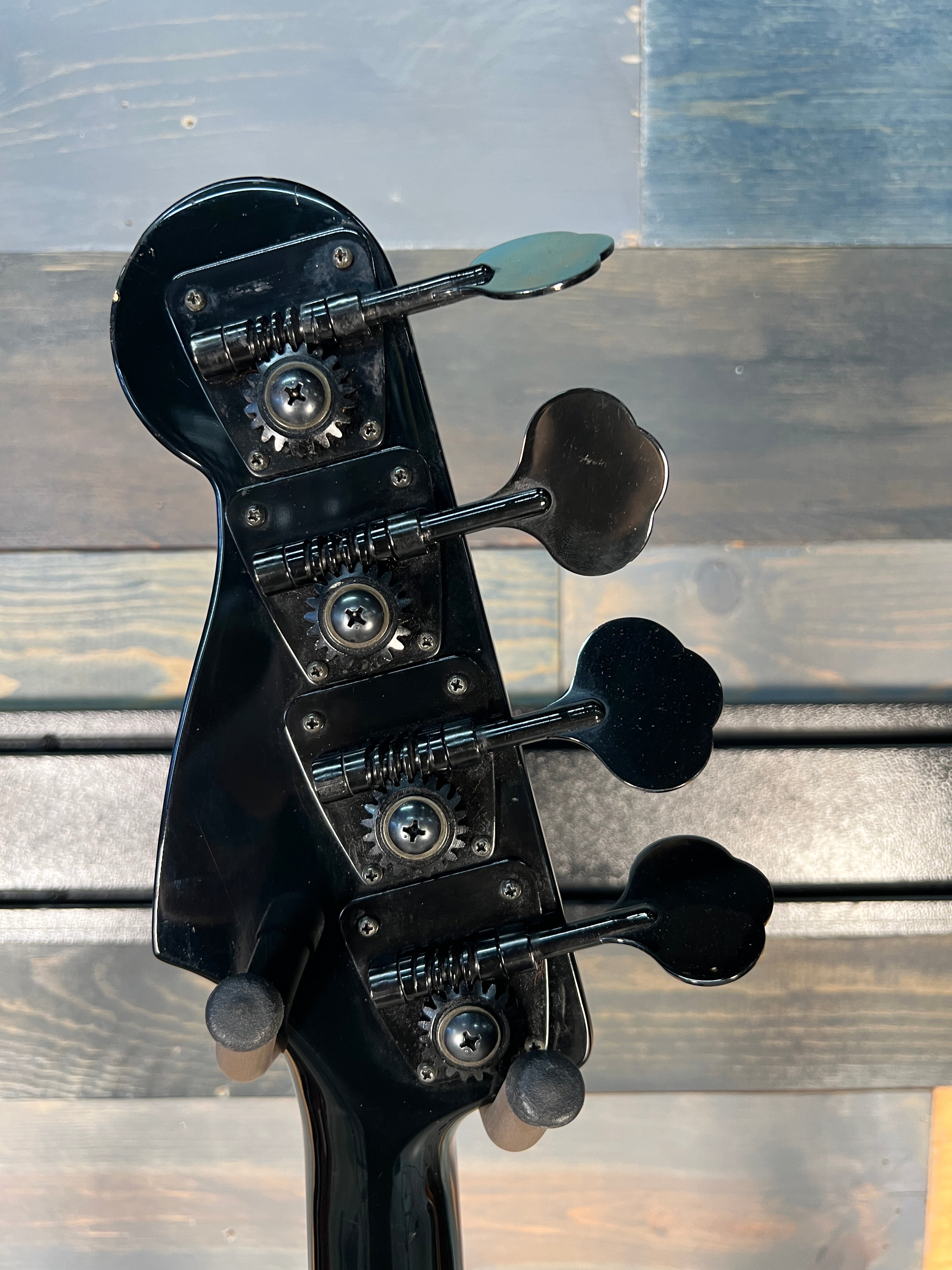 USED Fender Jazz Bass Special - CUSTOM COLOR