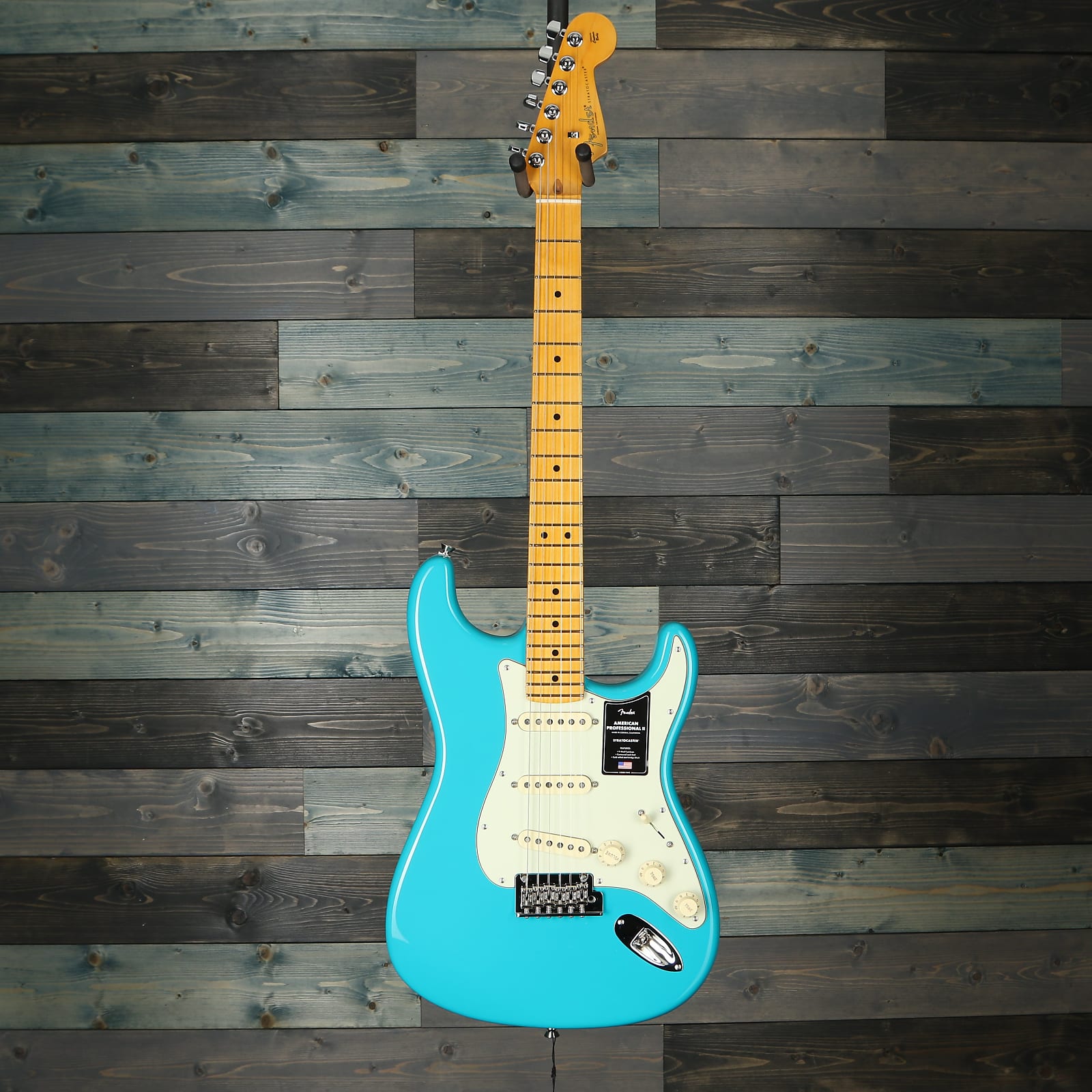Fender American Professional II Stratocaster, Maple Fingerboard, Miami Blue