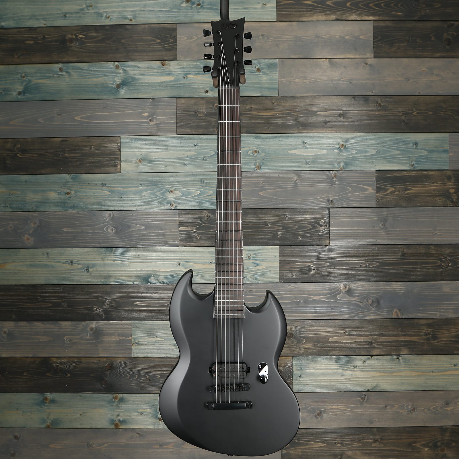 ESP LTD Viper-7 Baritone Black Metal - Black Satin