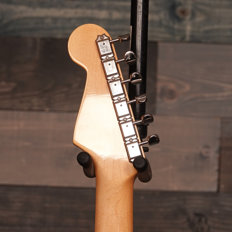 Fender  American Original '60s Stratocaster®, Rosewood Fingerboard, Shell Pink
