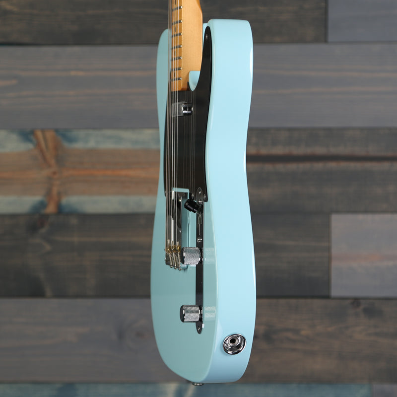 Fender Vintera '50s Telecaster® Modified, Maple Fingerboard, Daphne Blue
