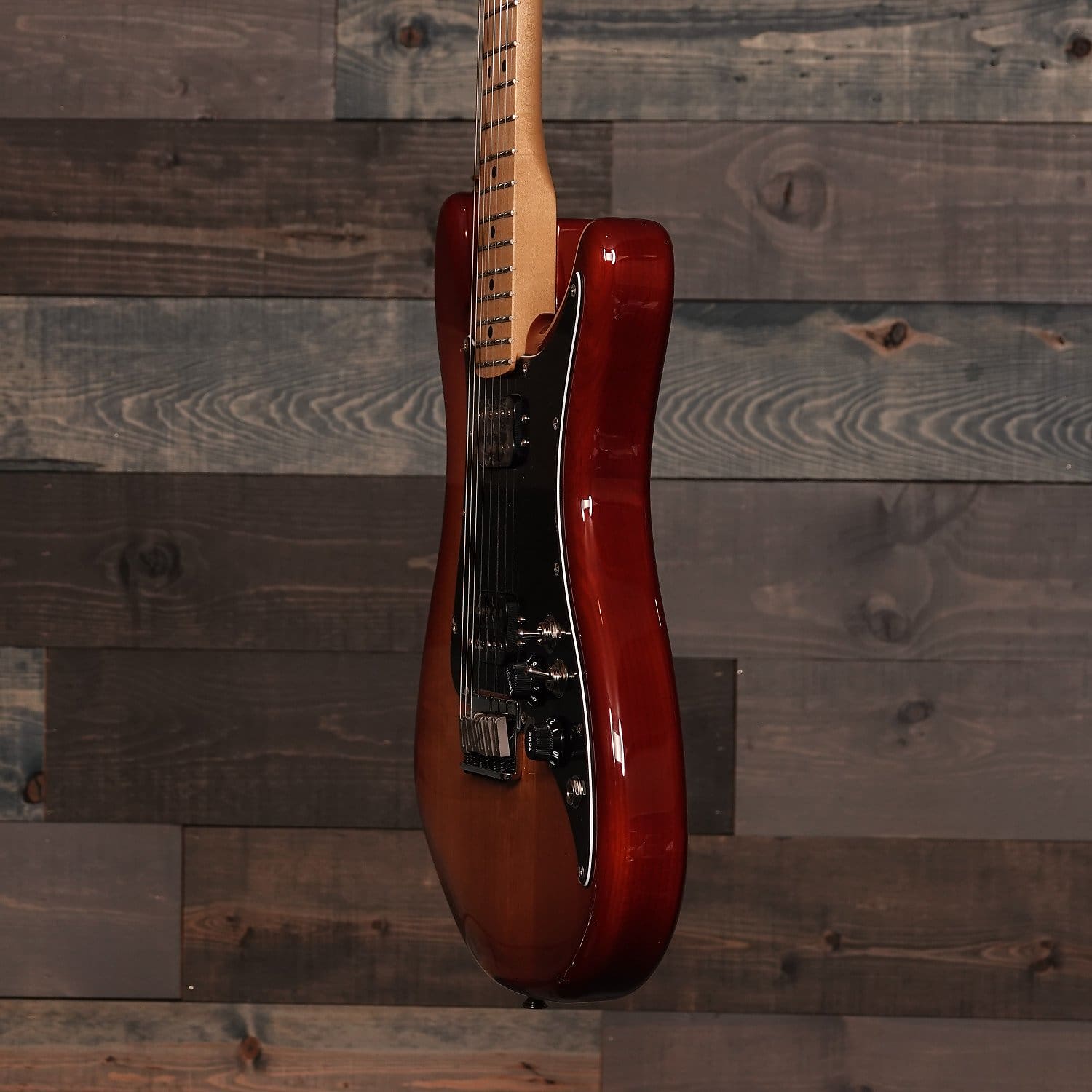Fender Player Lead III, Maple Fingerboard, Sienna Sunburst
