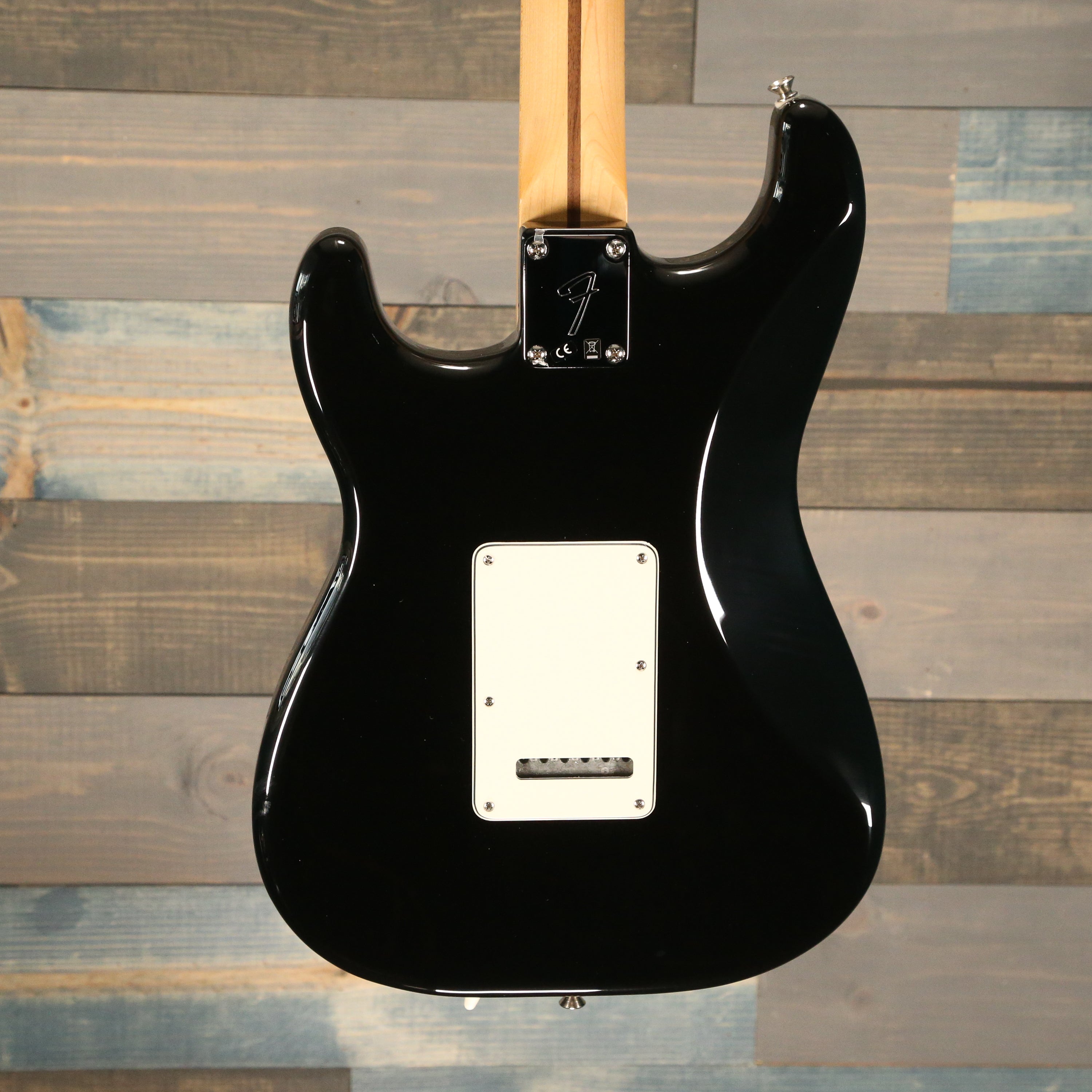 Fender Player Stratocaster Maple Fingerboard Black Guitar