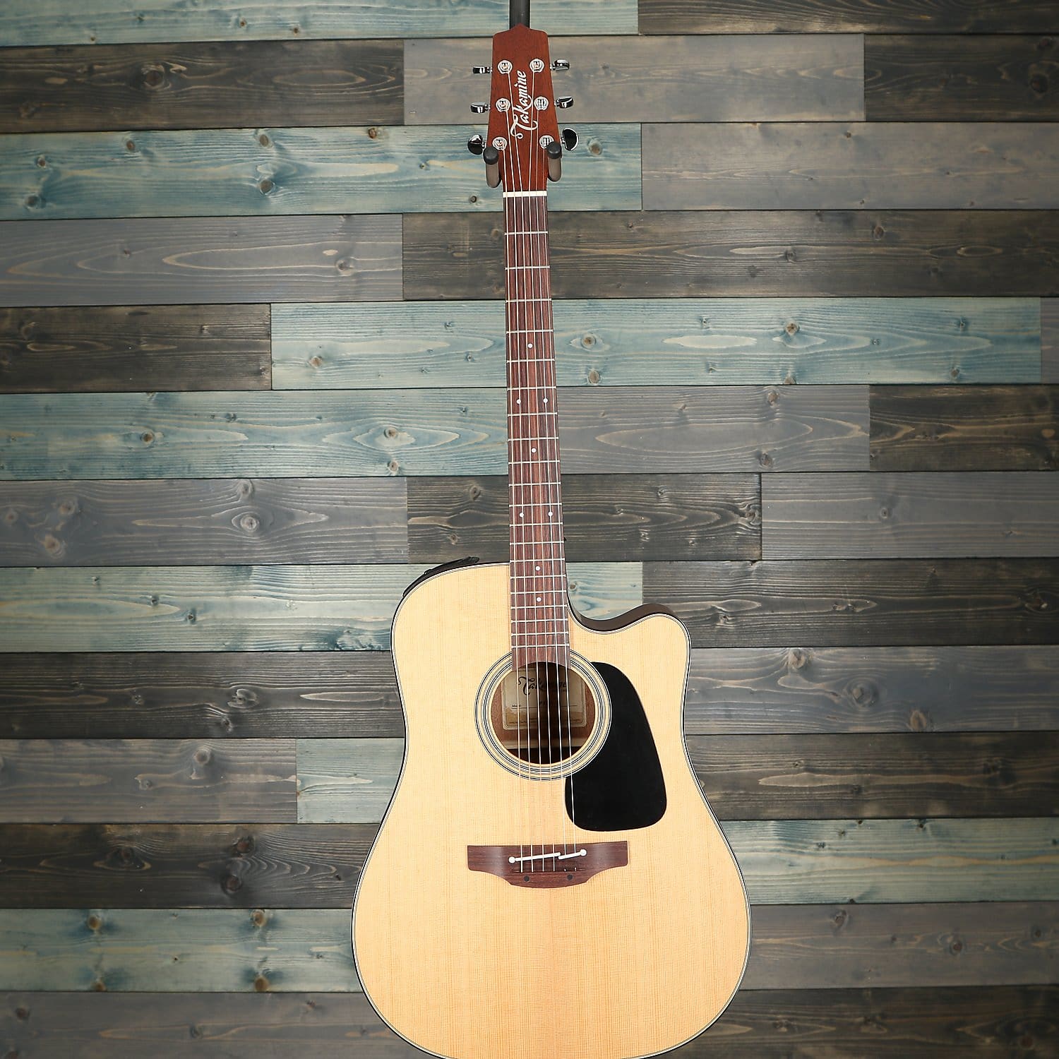 Takamine P1DC Pro Series 1 Cutaway Acoustic Guitar in Satin Finish
