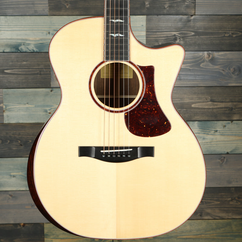 Eastman Guitars AC722CE Cutaway Grand Auditorium A/E Guitar