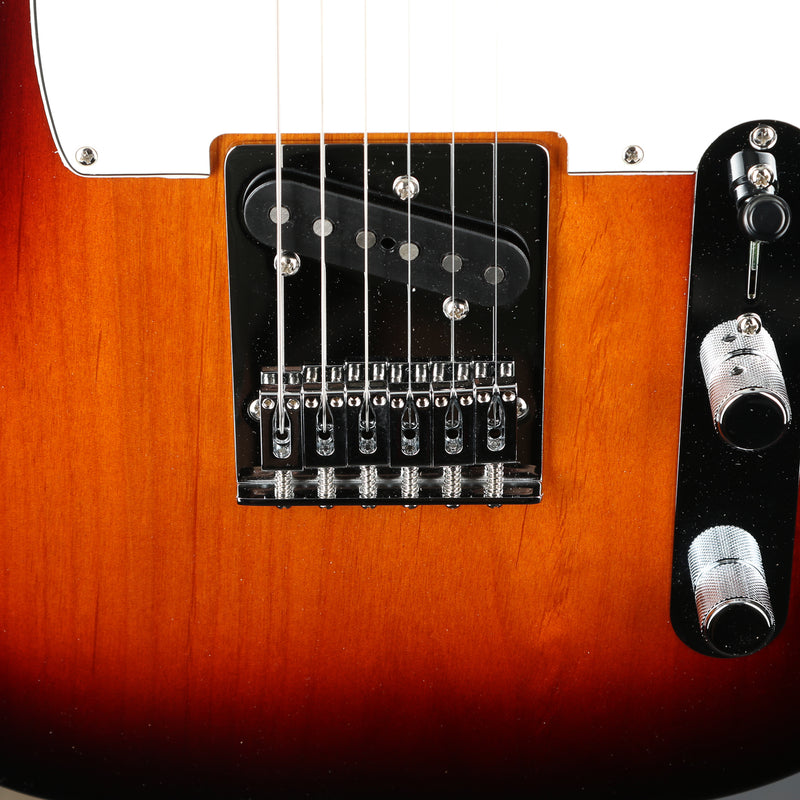 Fender Player Telecaster, Maple Fingerboard, 3-Color Sunburst