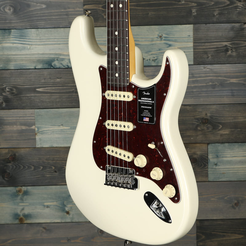 Fender American Professional II Stratocaster, Rosewood FB, Olympic White