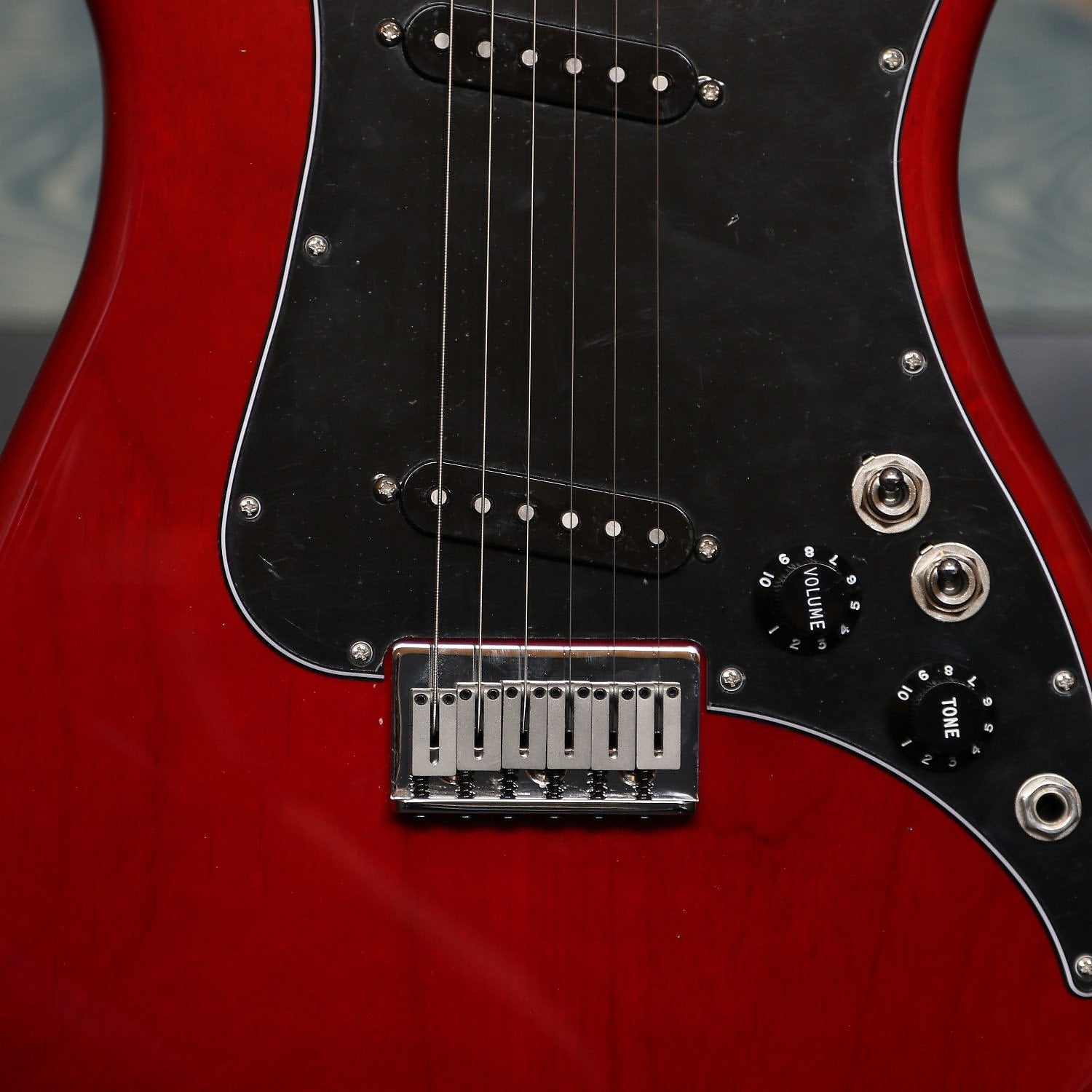 Fender Player Lead II, Pau Ferro Fingerboard, Crimson Red Transparent