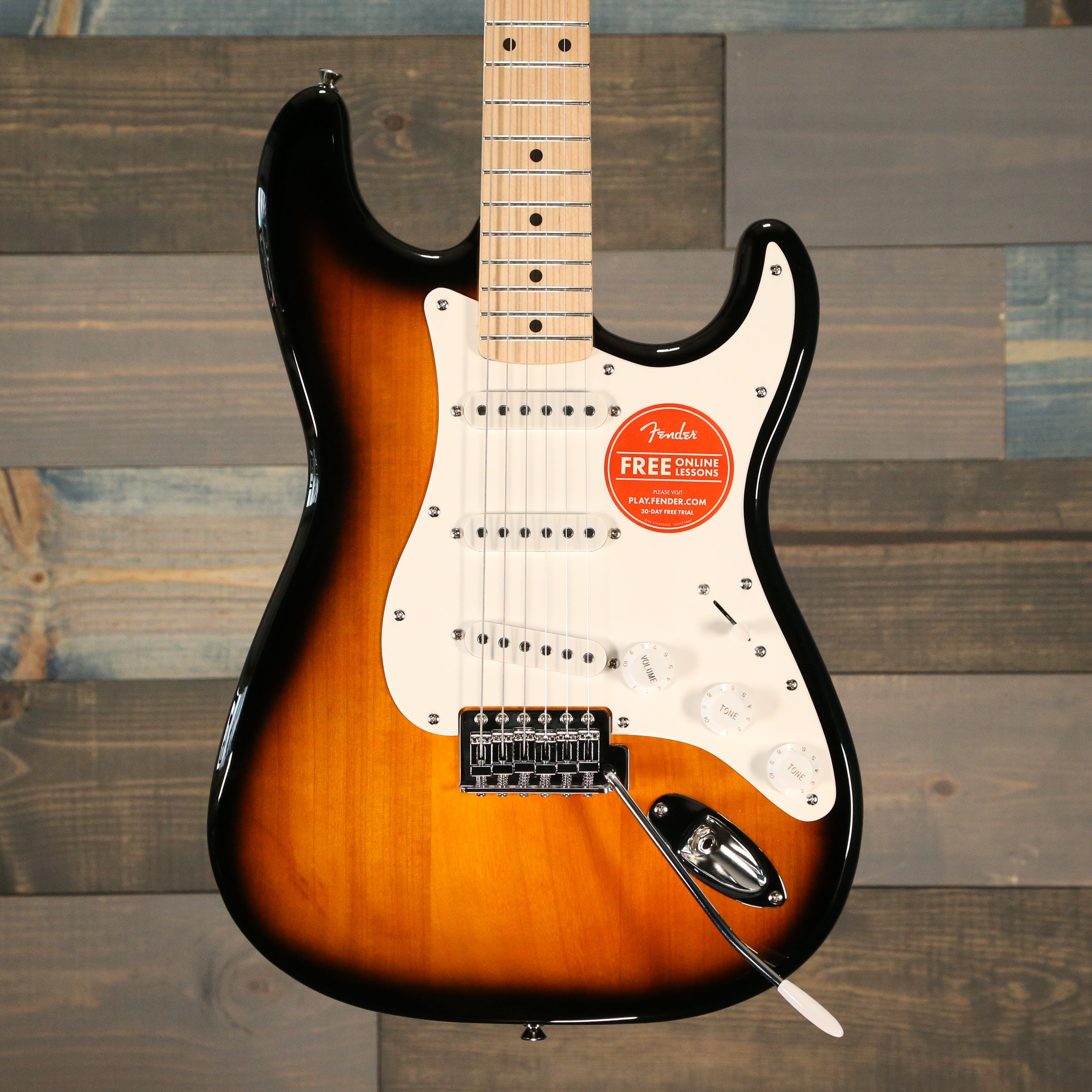 Fender Squier Affinity Series Stratocaster Maple Fingerboard, 2-Color Sunburst