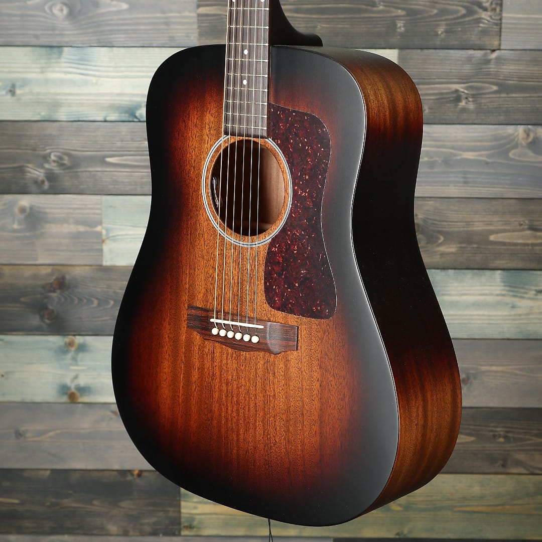 Guild D-20E Dreadnought Acoustic - Vintage Sunburst