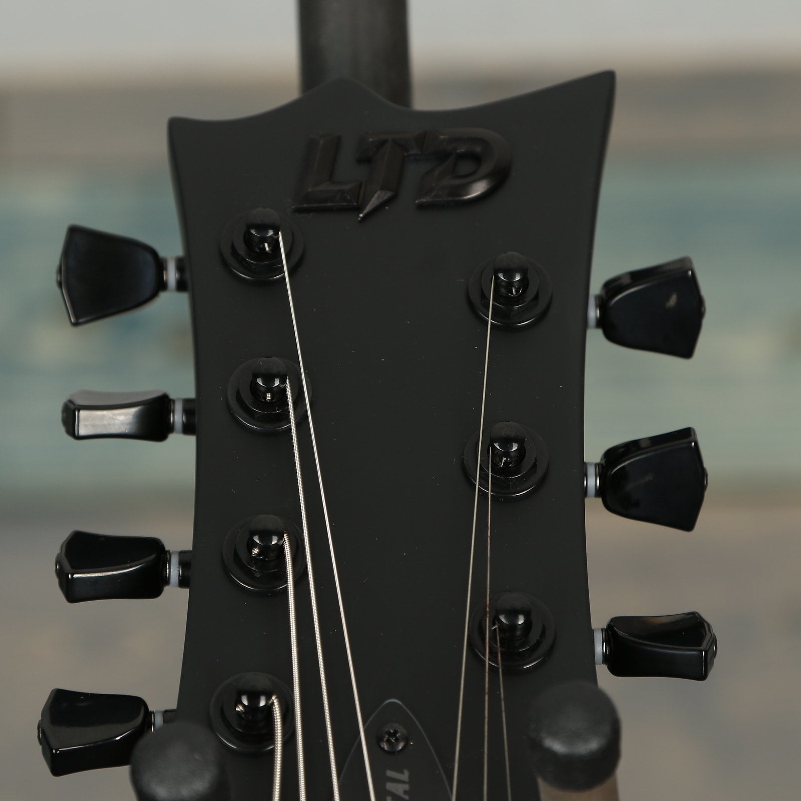 ESP LTD Viper-7 Baritone Black Metal - Black Satin
