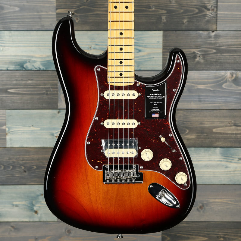 Fender American Professional II Stratocaster HSS, Maple FB, 3-Color Sunburst