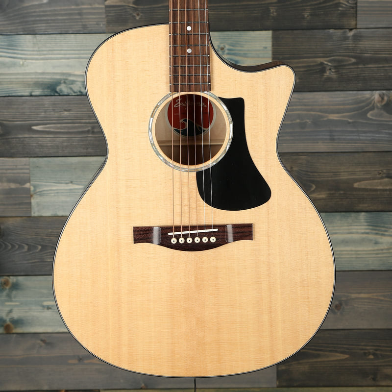 Eastman PCH3-GACE-CLA Acoustic Electric Guitar w/Padded Gig Bag