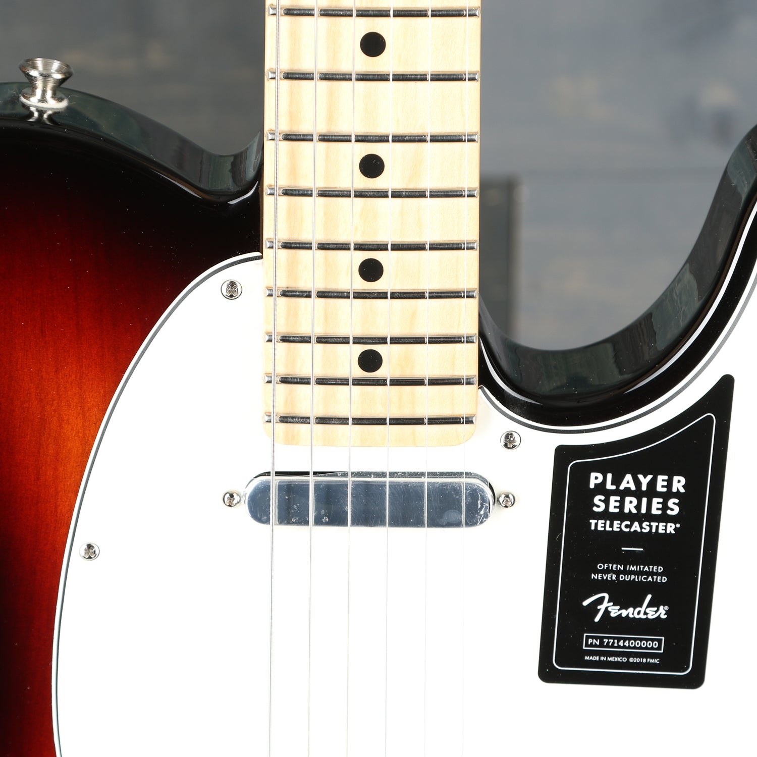 Fender Player Telecaster, Maple Fingerboard, 3-Color Sunburst