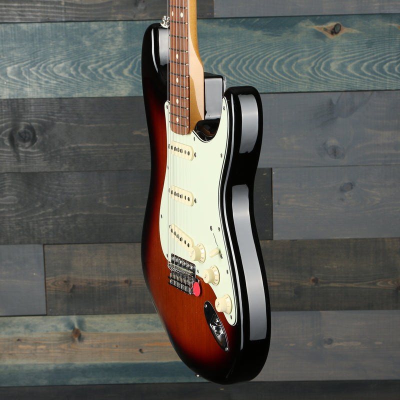 Fender Vintera '60s Stratocaster, Pau Ferro Fingerboard, 3-Color Sunburst
