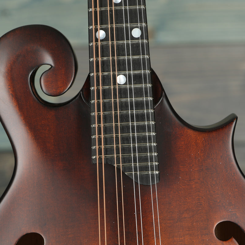 Eastman MD515CC/N F-Style Mandolin w/case