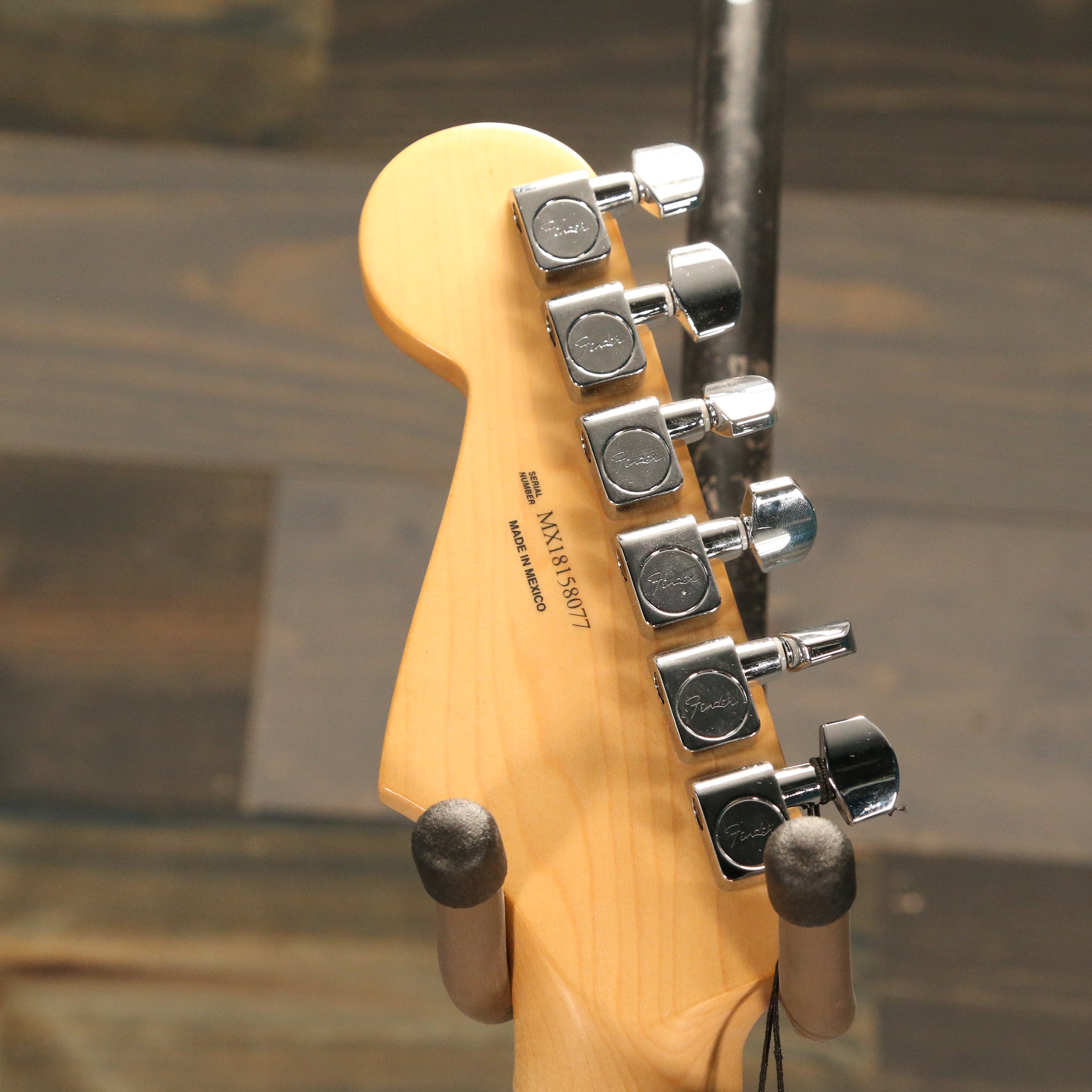Fender Player Stratocaster Maple Fingerboard Black Guitar