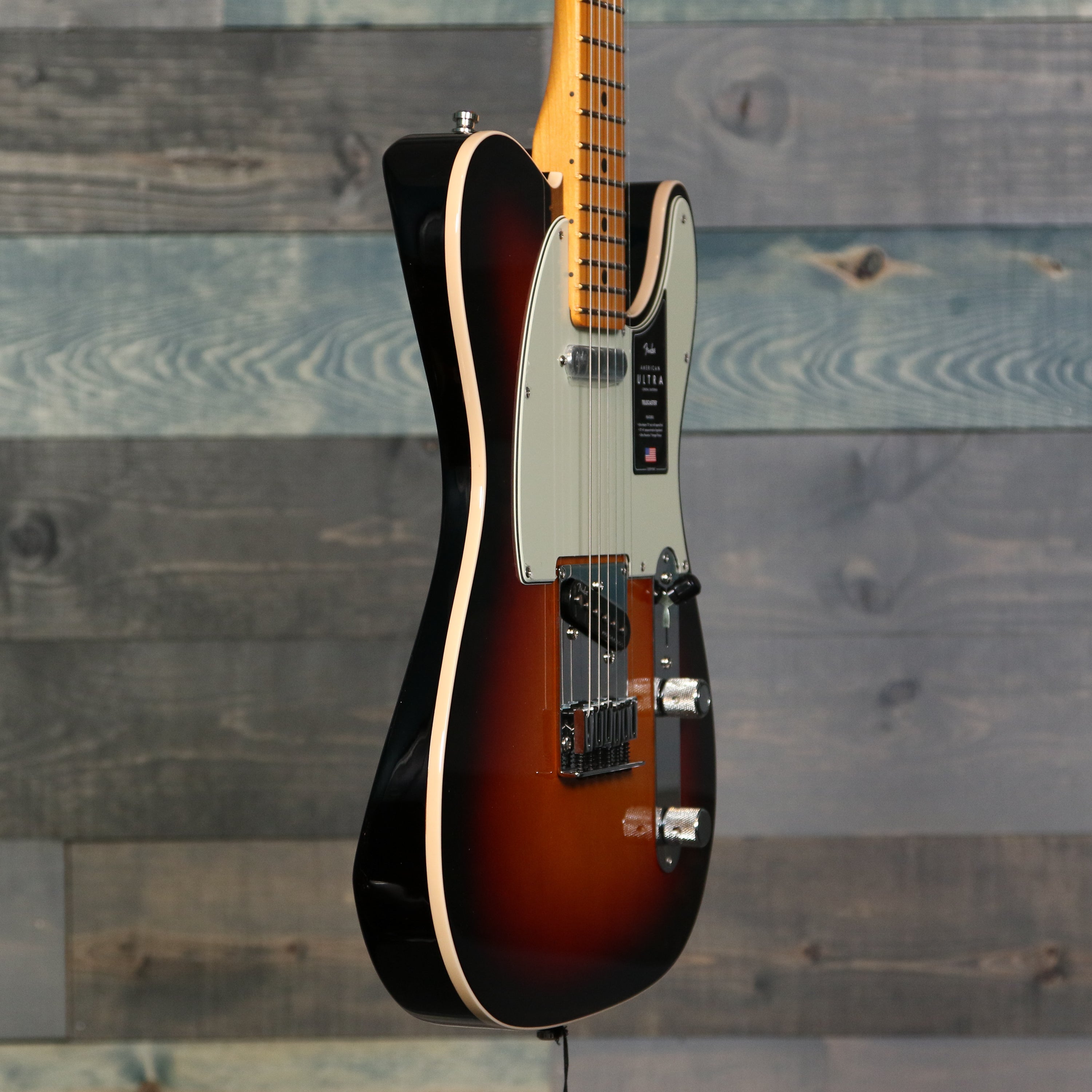 Fender American Ultra Telecaster, Maple Fingerboard, Ultraburst