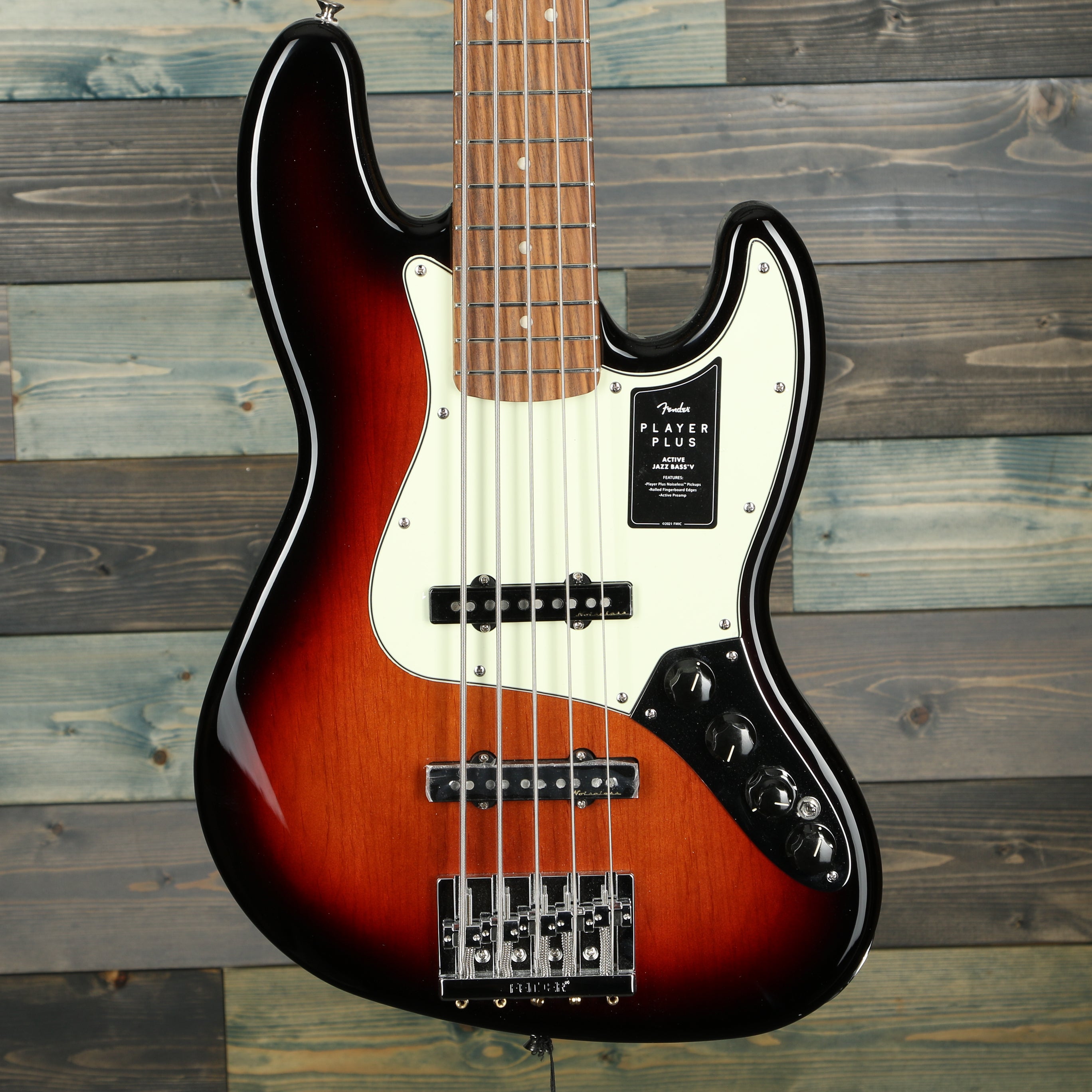 Fender Player Plus Jazz Bass V, Pau Ferro Fingerboard, 3-Tone Sunburst